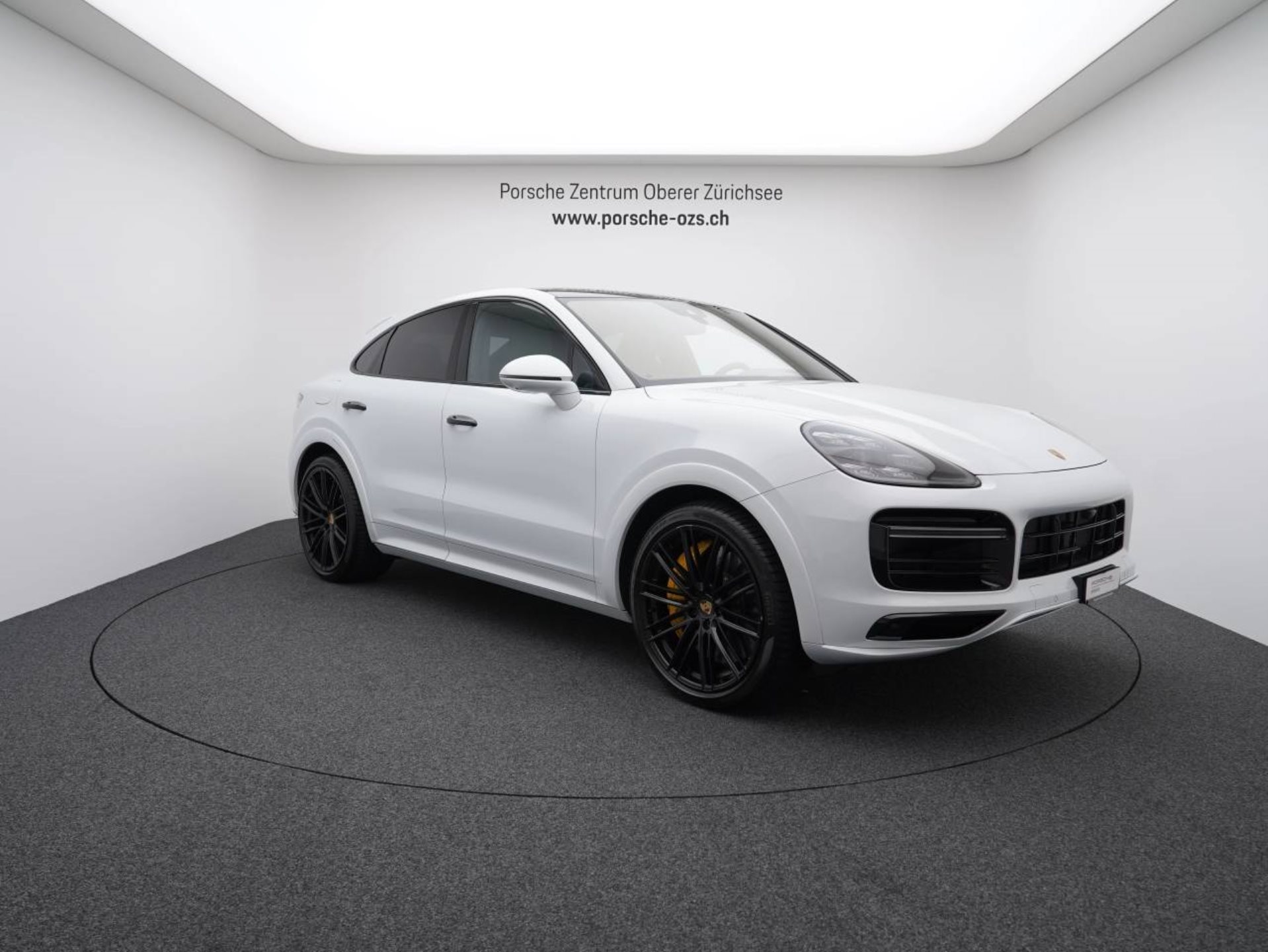 PORSCHE Cayenne Turbo S E-Hybrid Coupé-image-8