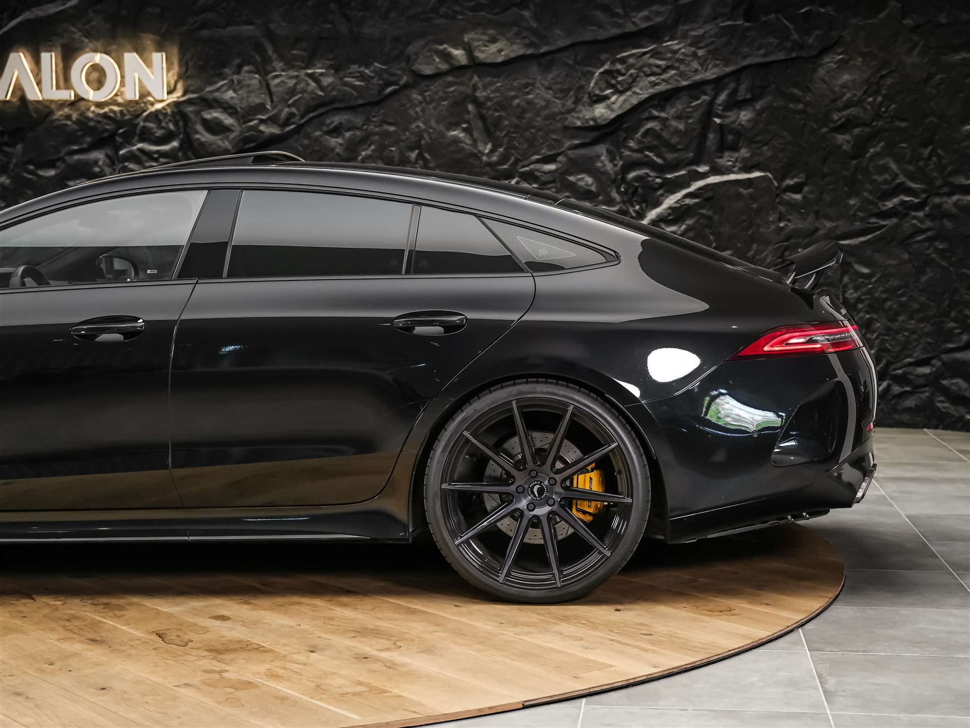 MERCEDES-BENZ AMG GT 4 63 S 4Matic+ *22" Felgen*Massage*Panorama*-image-18