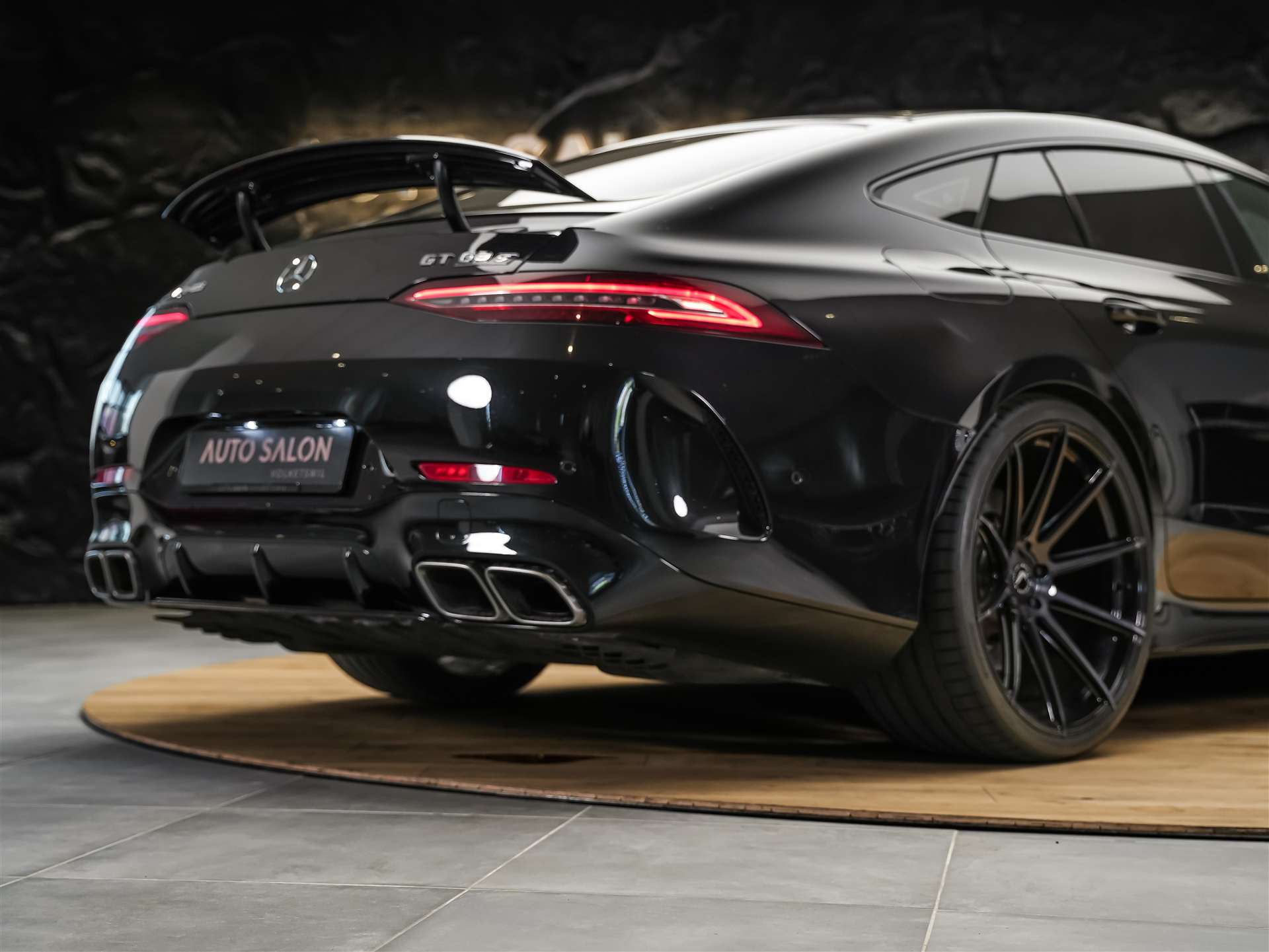 MERCEDES-BENZ AMG GT 4 63 S 4Matic+ *22" Felgen*Massage*Panorama*-image-19