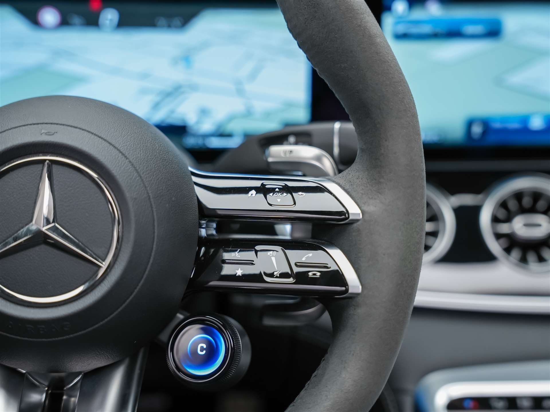 MERCEDES-BENZ AMG GT 4 63 S 4Matic+ *22" Felgen*Massage*Panorama*-image-31