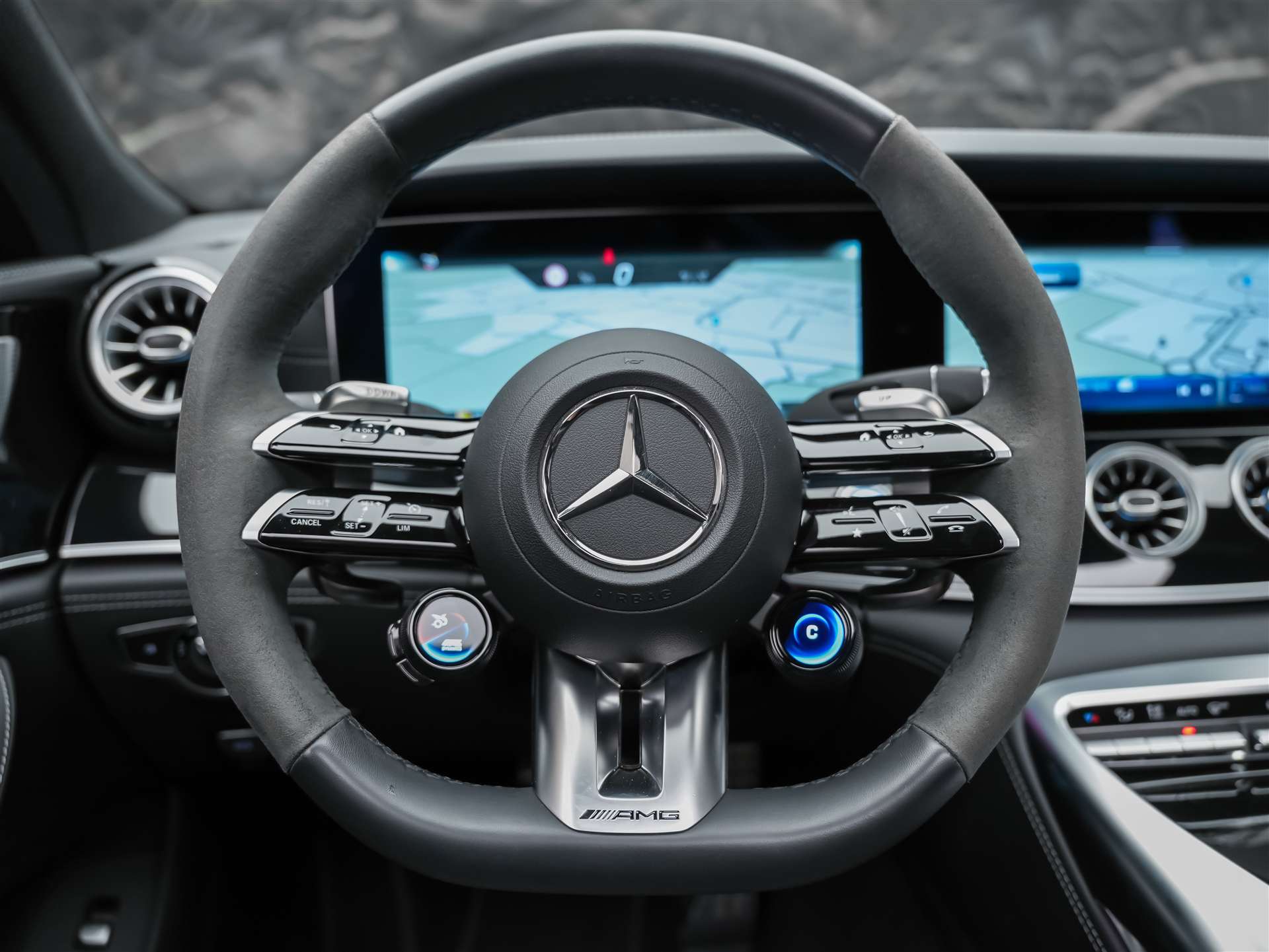 MERCEDES-BENZ AMG GT 4 63 S 4Matic+ *22" Felgen*Massage*Panorama*-image-29