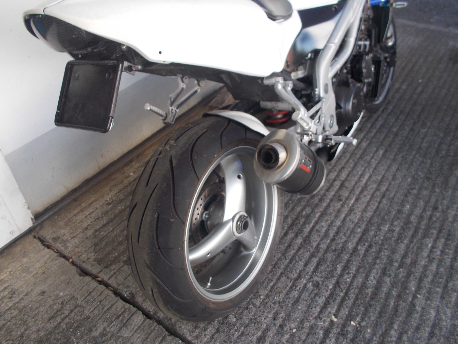 TRIUMPH Speed Triple 955i-image-3