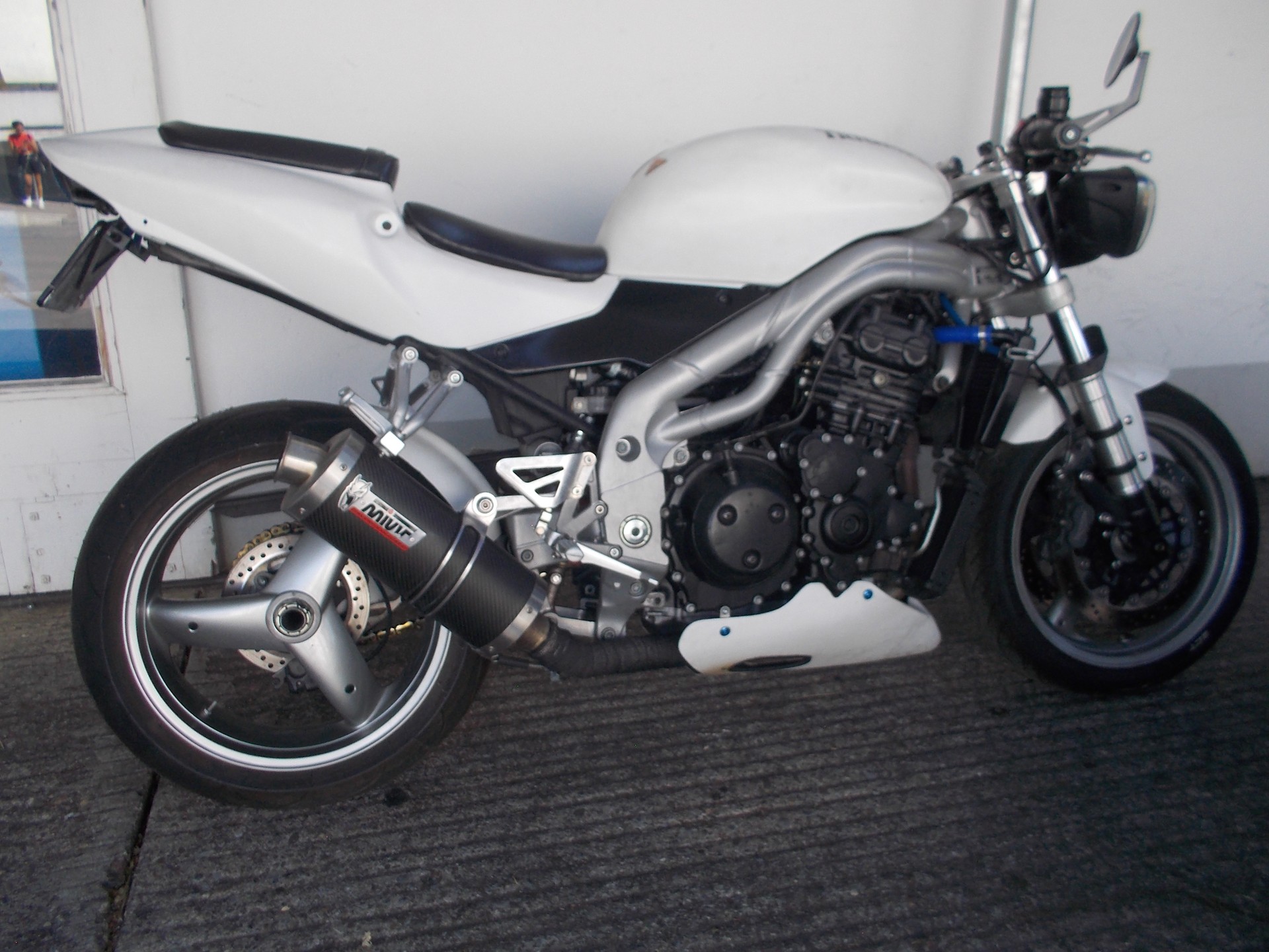 TRIUMPH Speed Triple 955i-image-1