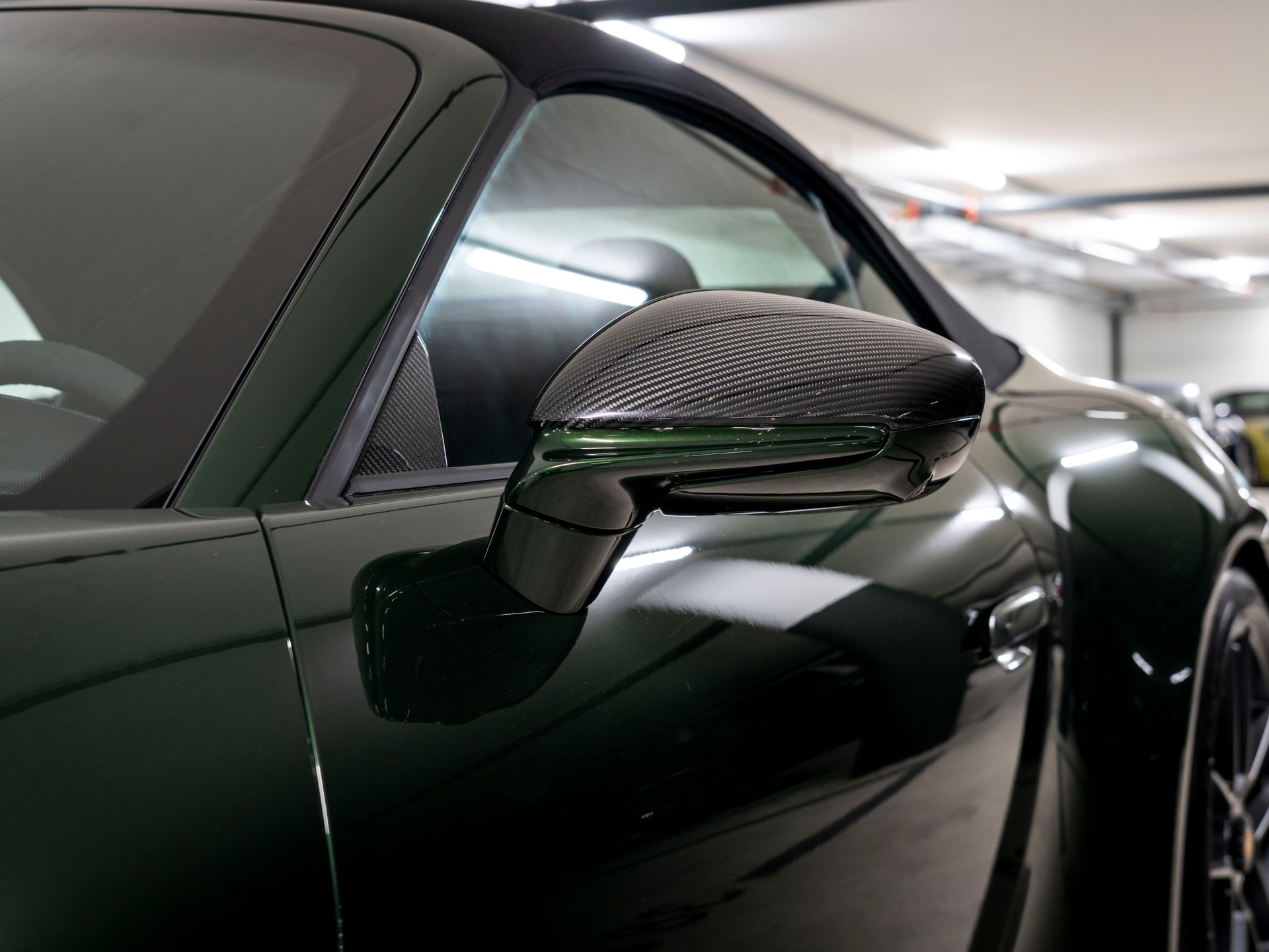 PORSCHE 911 Carrera 4 Cabriolet GTS PDK-image-9