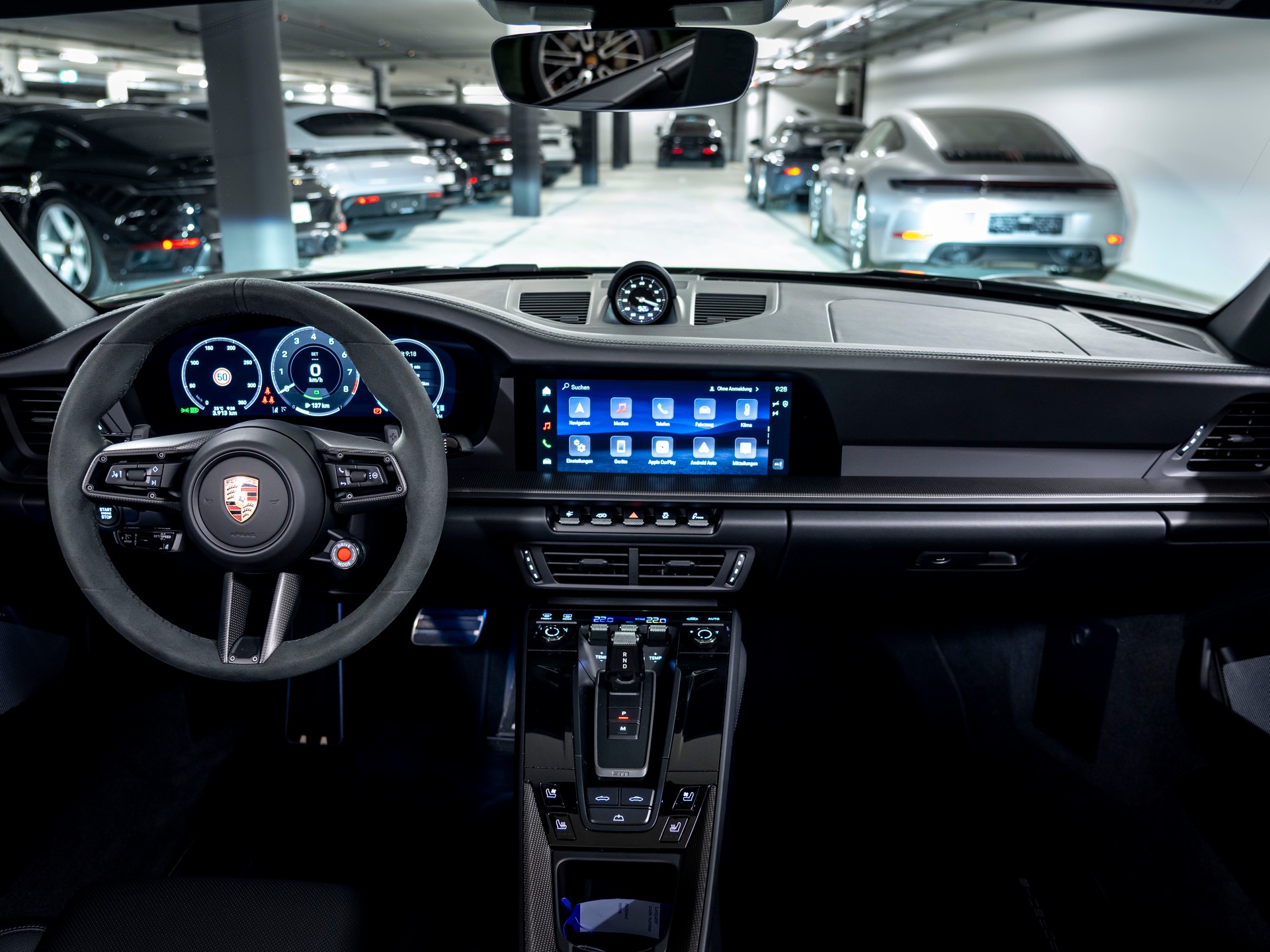 PORSCHE 911 Carrera 4 Cabriolet GTS PDK-image-17