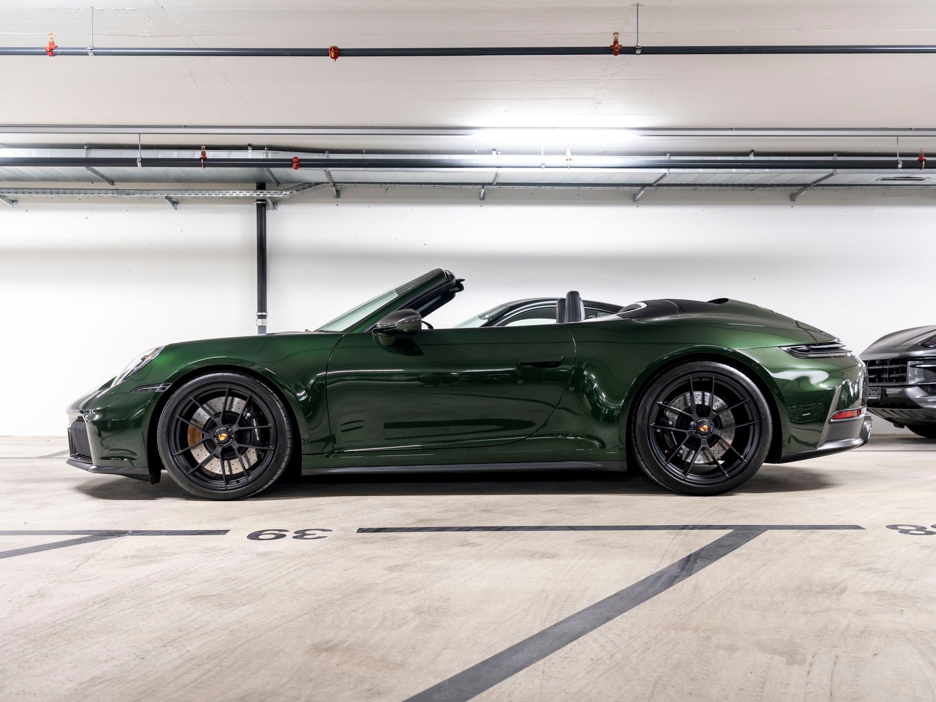 PORSCHE 911 Carrera 4 Cabriolet GTS PDK-image-27
