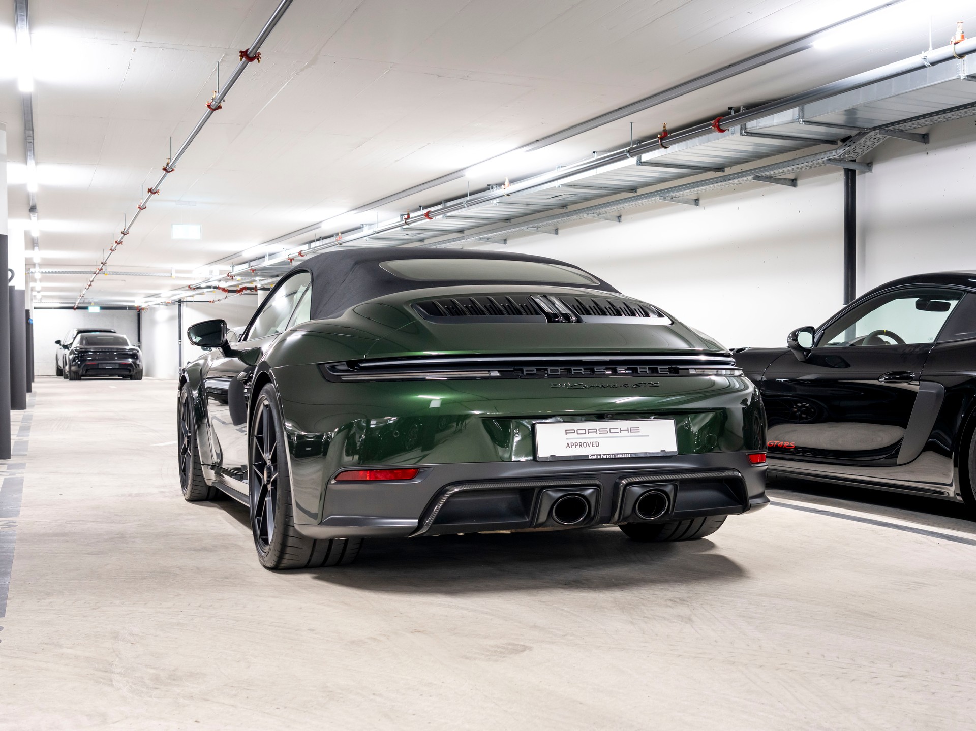 PORSCHE 911 Carrera 4 Cabriolet GTS PDK-showroom-element-2
