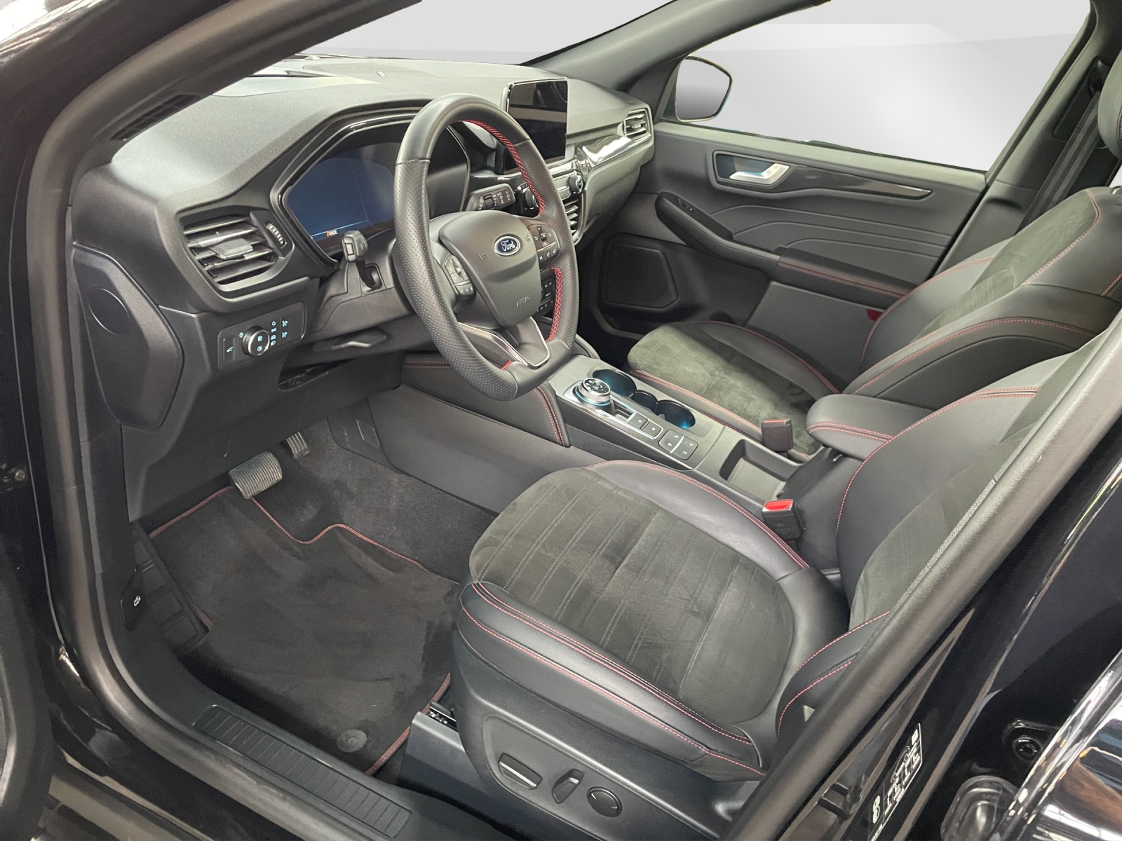FORD Kuga 2.5 Hybrid ST-Line X 4x4-image-6