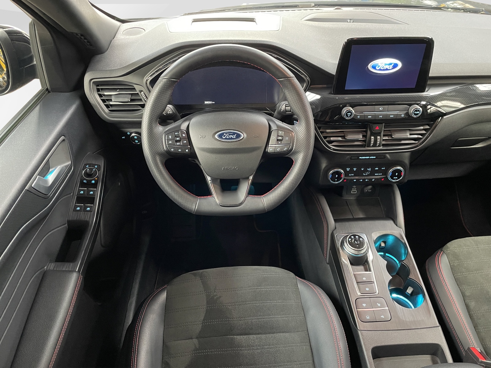 FORD Kuga 2.5 Hybrid ST-Line X 4x4-image-7