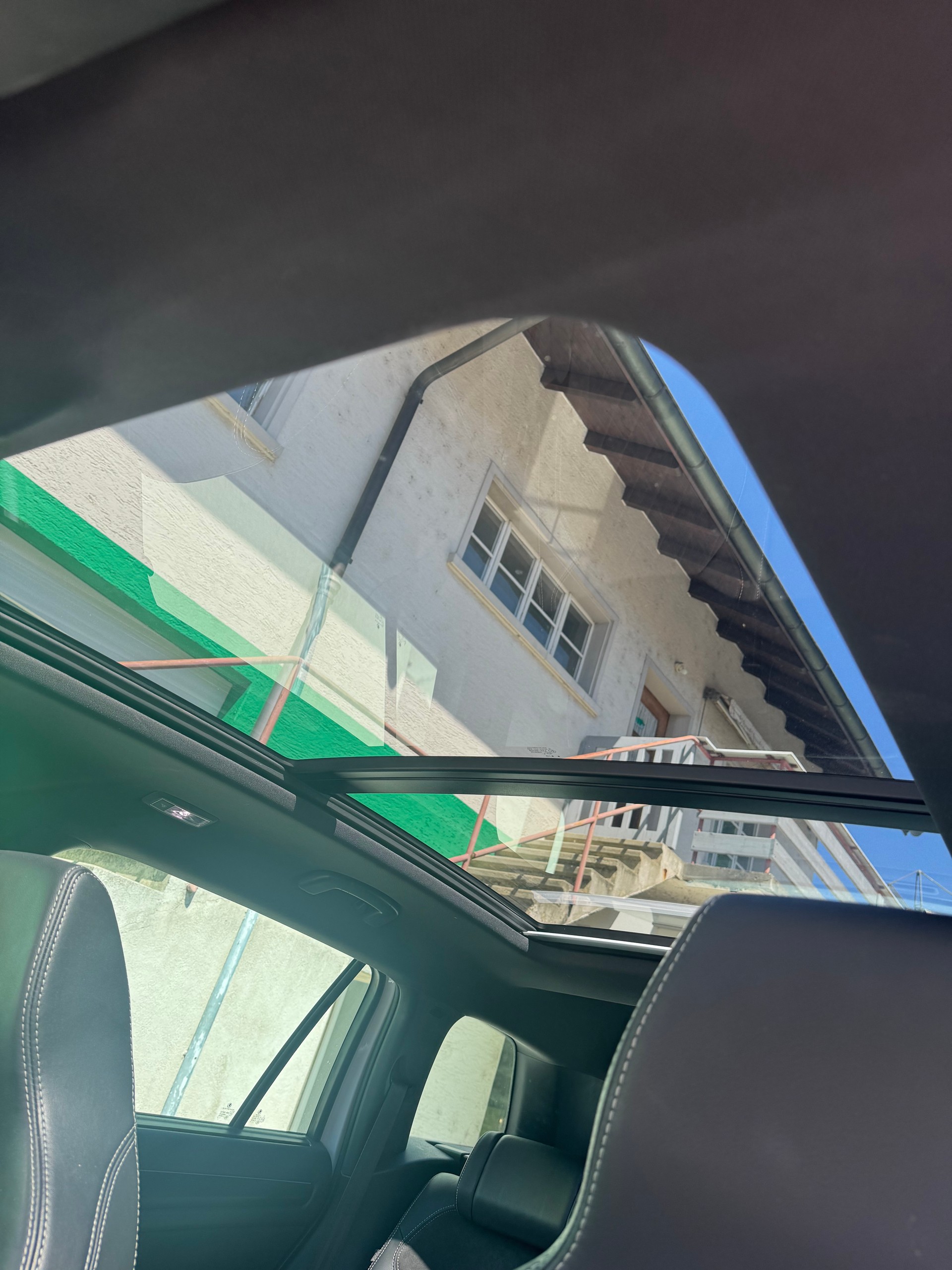 SKODA Kodiaq 2.0 TSI 4x4 Sport Line-image-11