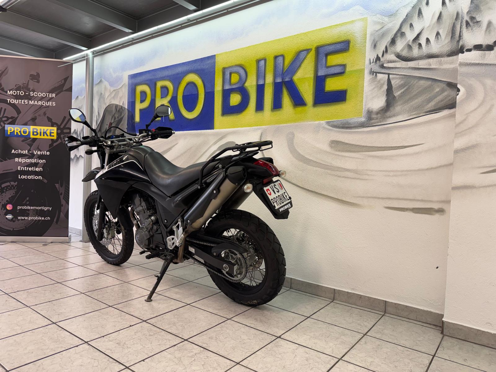 YAMAHA XT 660 R-showroom-element-3