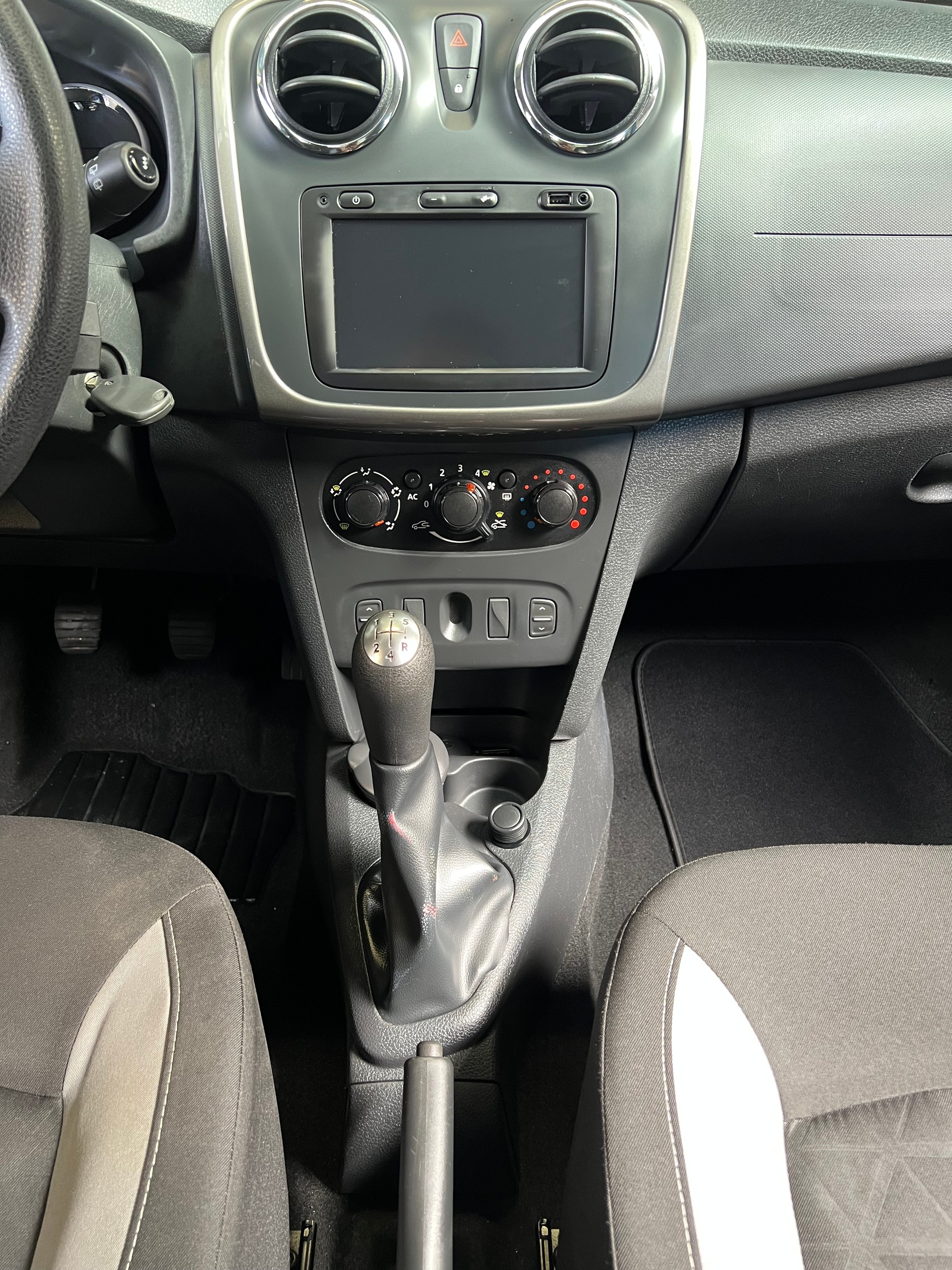 DACIA Sandero Tce 90 Stepway Ambiance-image-5