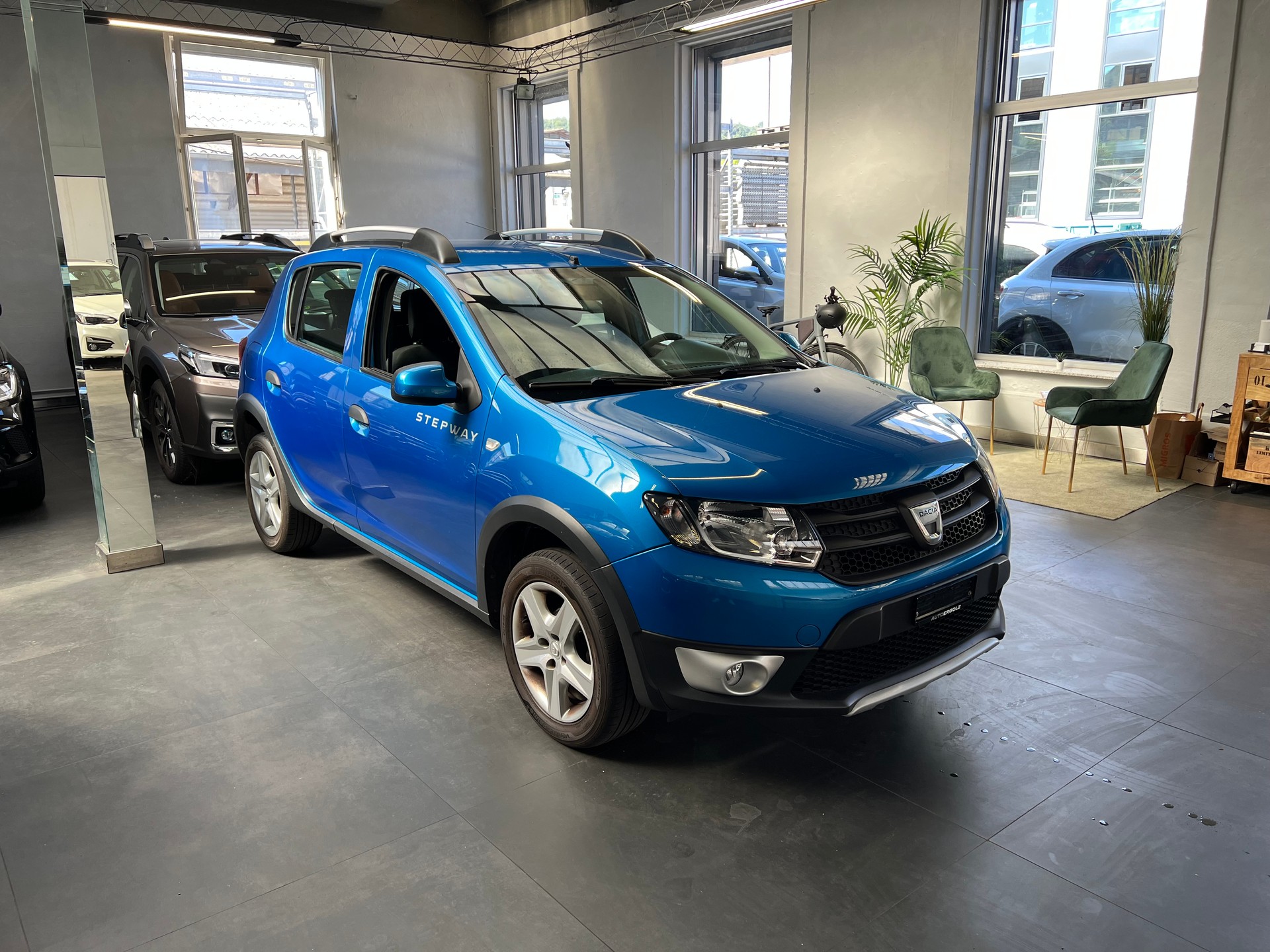 DACIA Sandero Tce 90 Stepway Ambiance-image-2