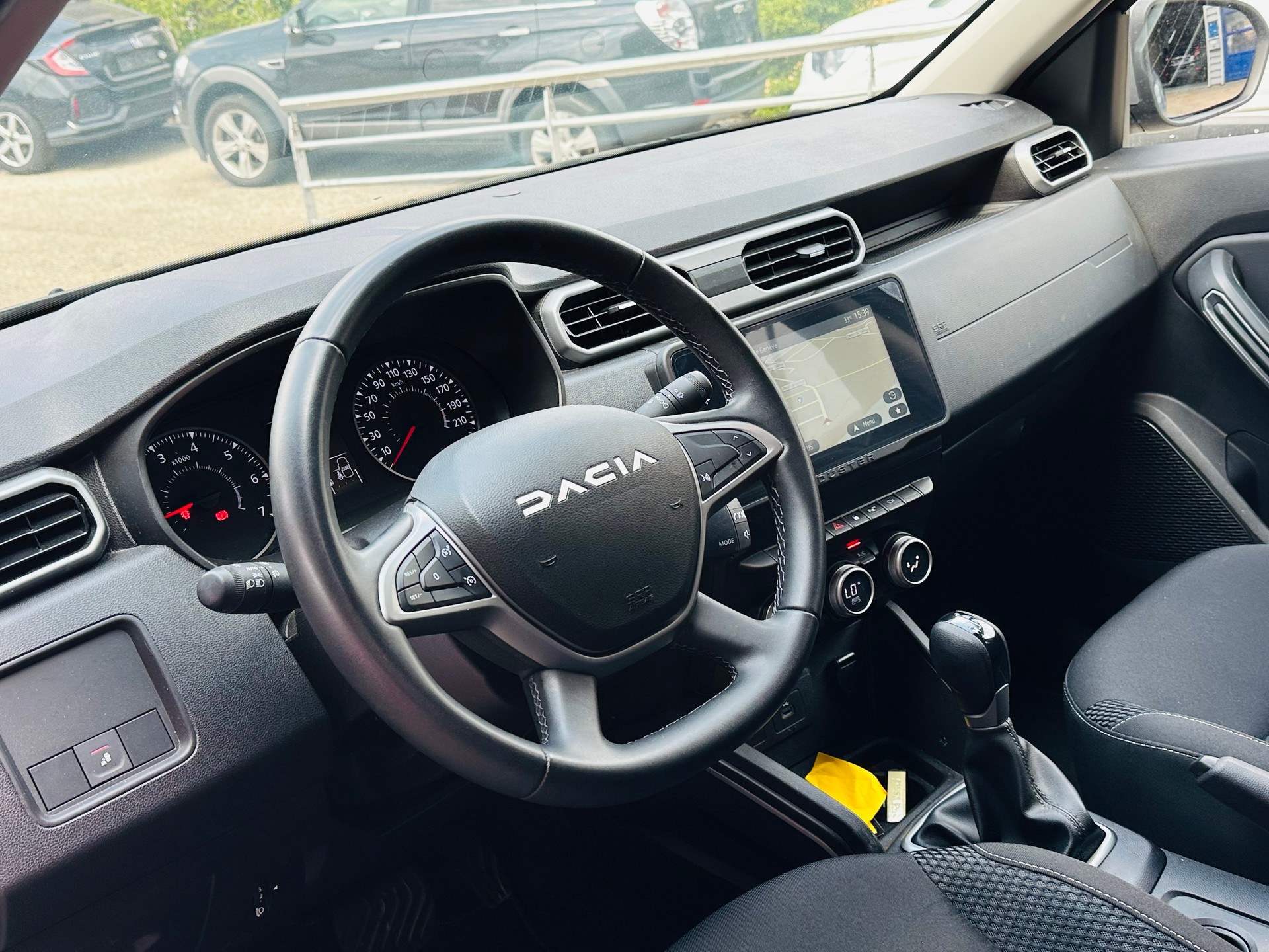 DACIA Duster TCe 150 Prestige EDC 4x2-image-16