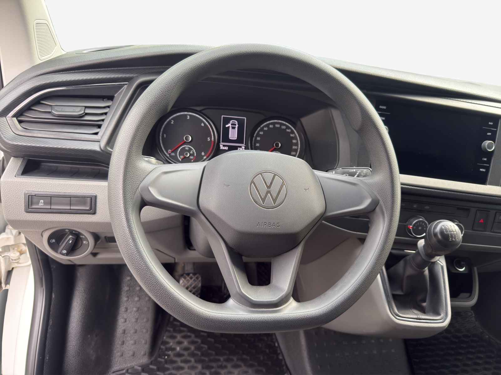 VW T6.1 2.0 TDI 4Motion-image-9