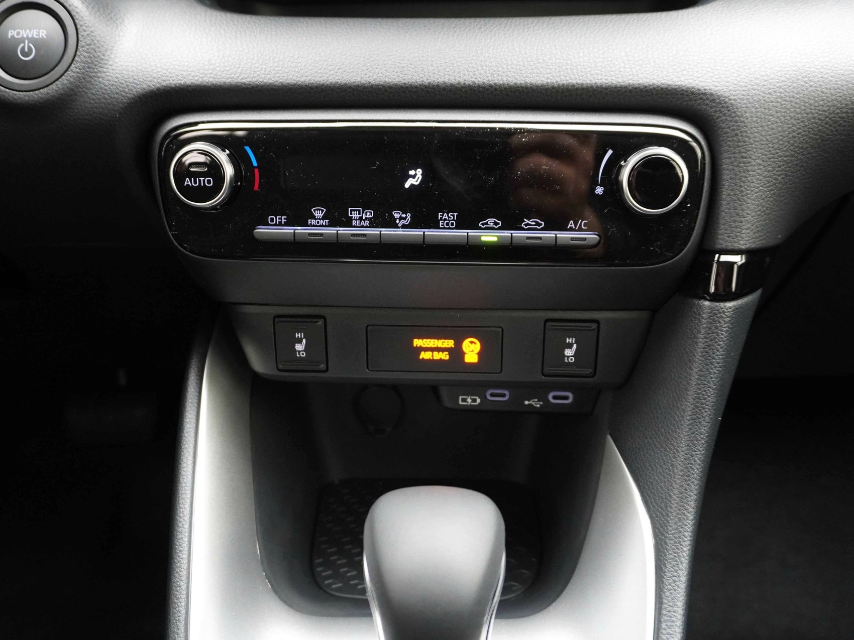 MAZDA 2 1.5 Hybrid Exclusive-Line-image-12