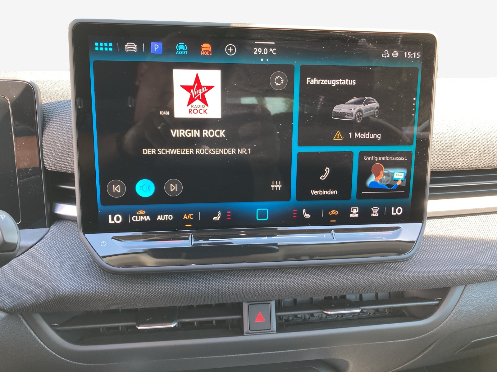 VW T-Roc 1.5 eTSI mHEV Life DSG-image-10