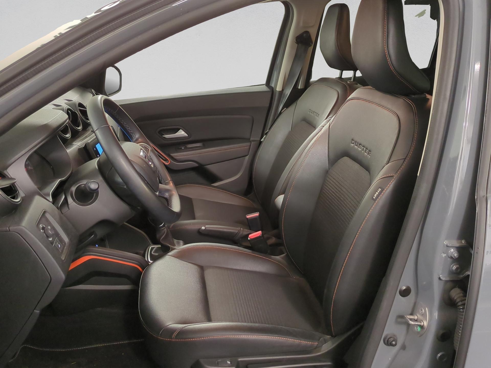 DACIA Duster TCe 150 Extreme EDC 4x2-image-8