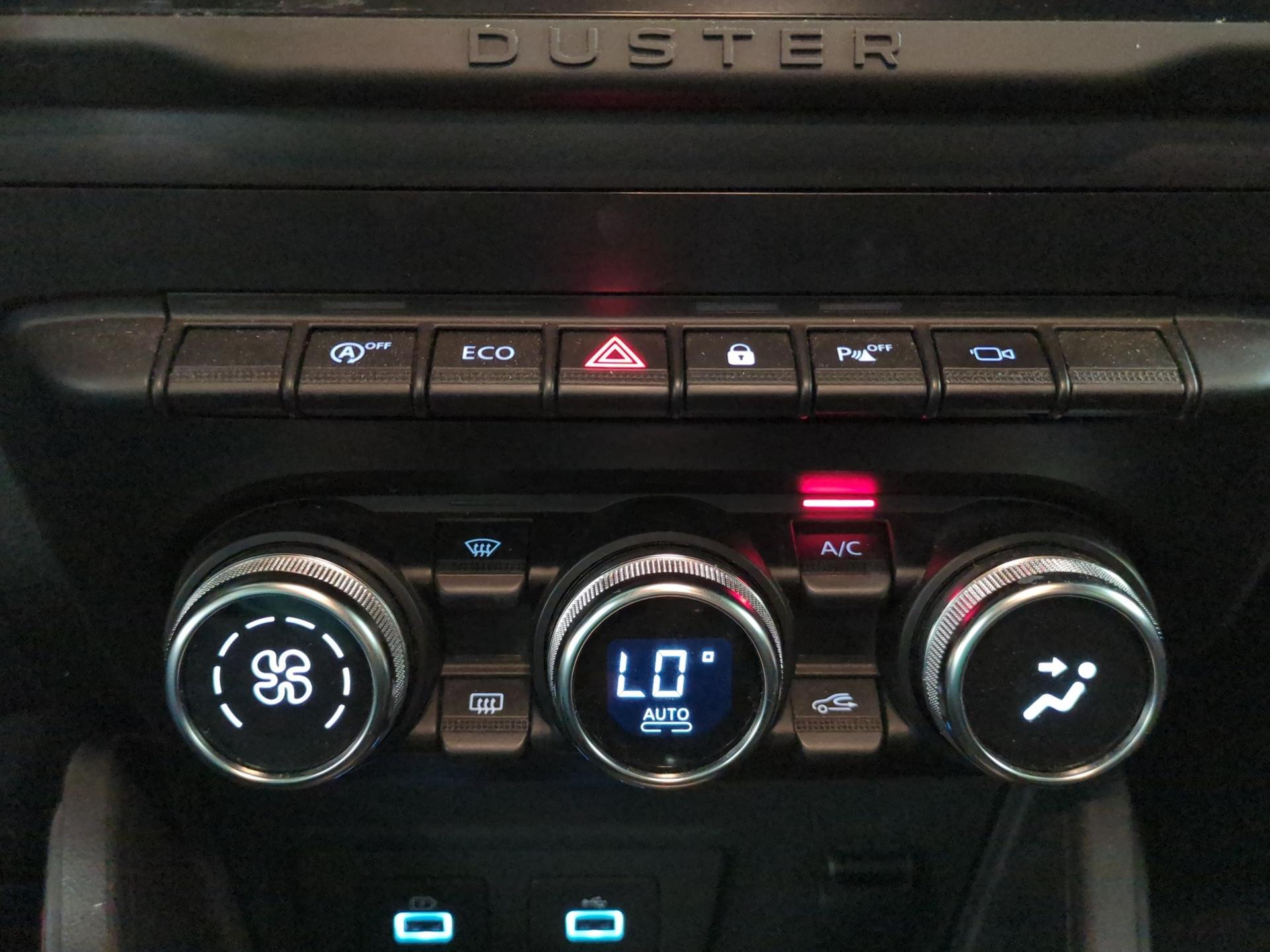 DACIA Duster TCe 150 Extreme EDC 4x2-image-21