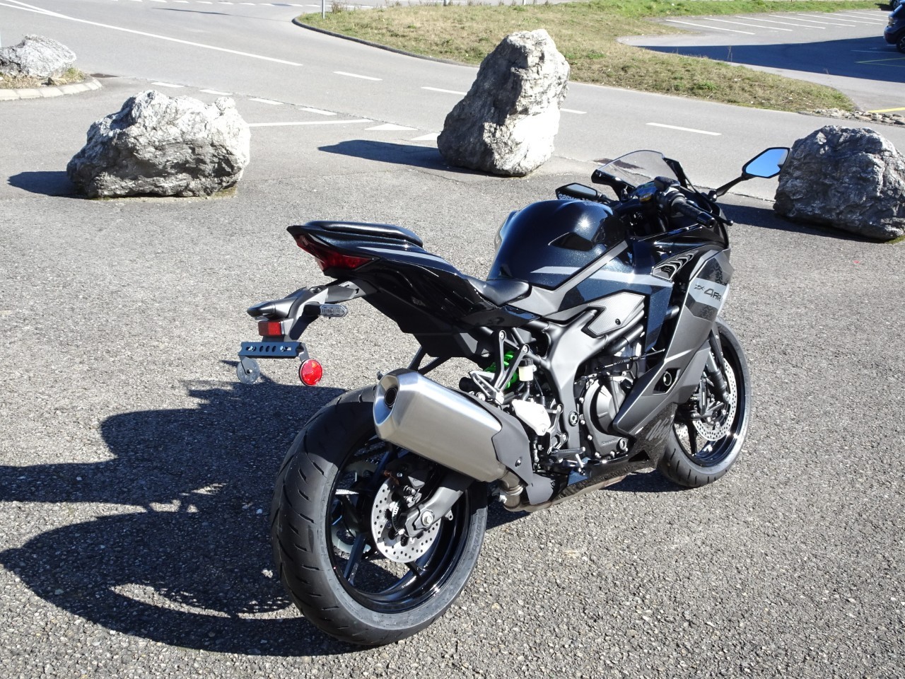 KAWASAKI Ninja ZX-4RR (35kW)-image-4