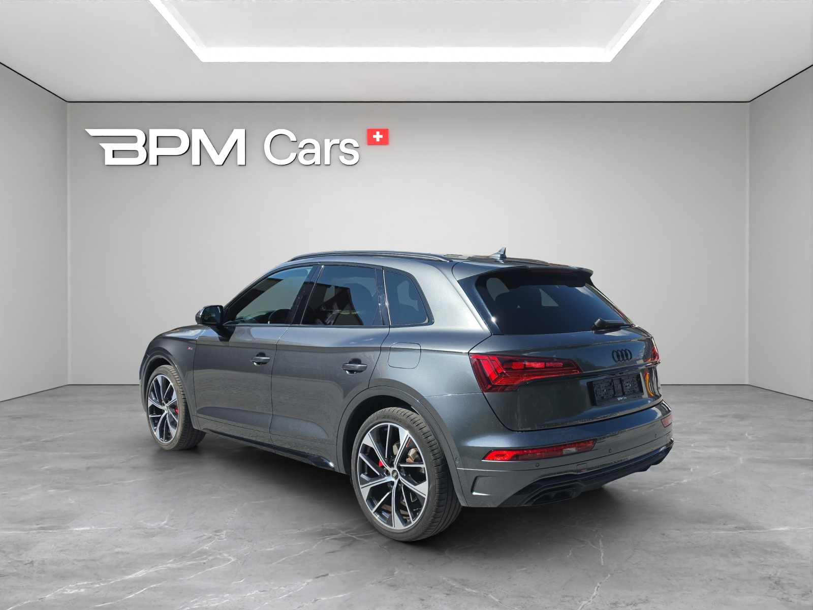 AUDI Q5 2.0 55 TFSI e S Line quattro S-Tronic-image-5