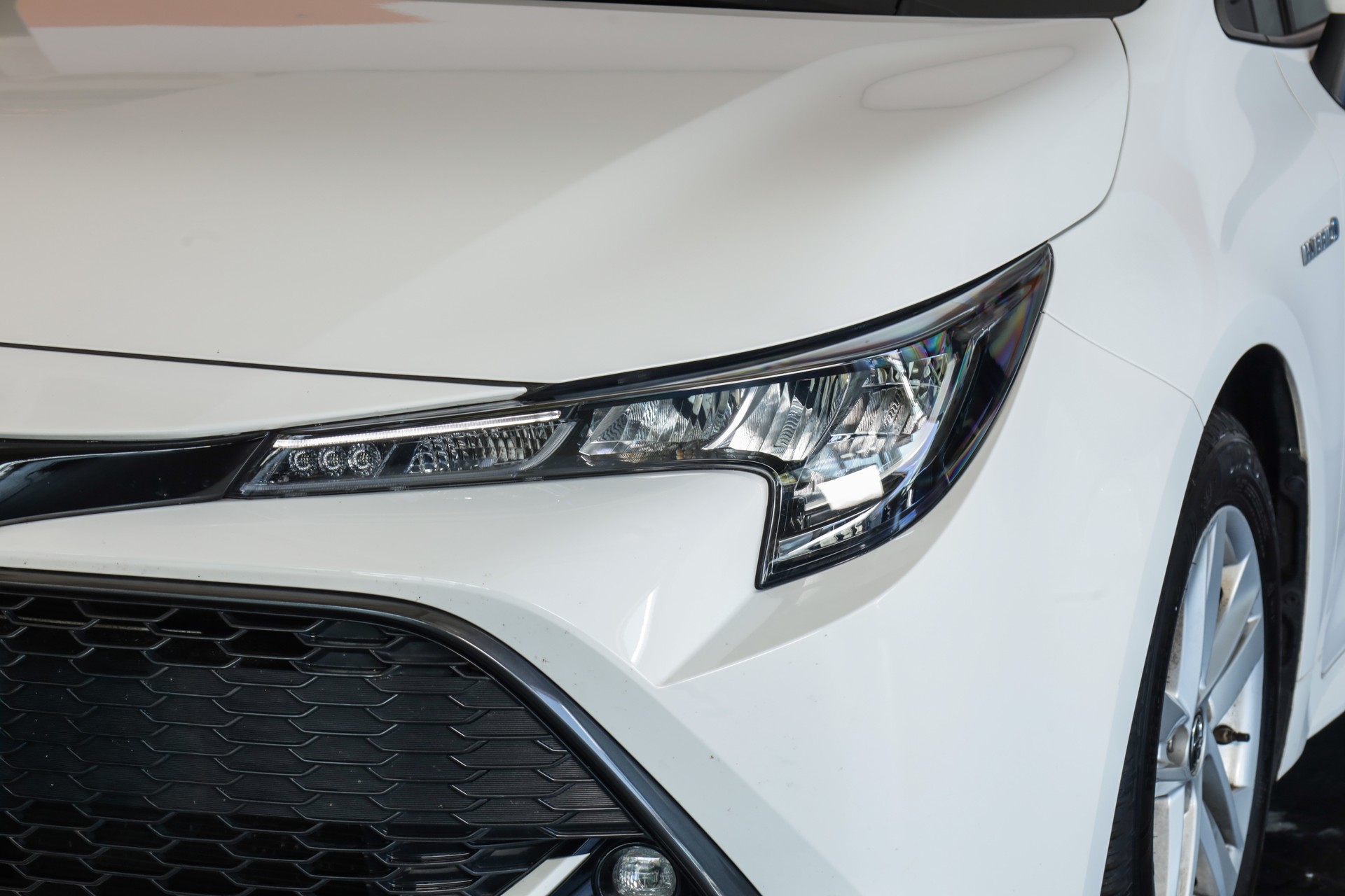 TOYOTA Corolla 1.8 HSD Trend e-CVT-image-5