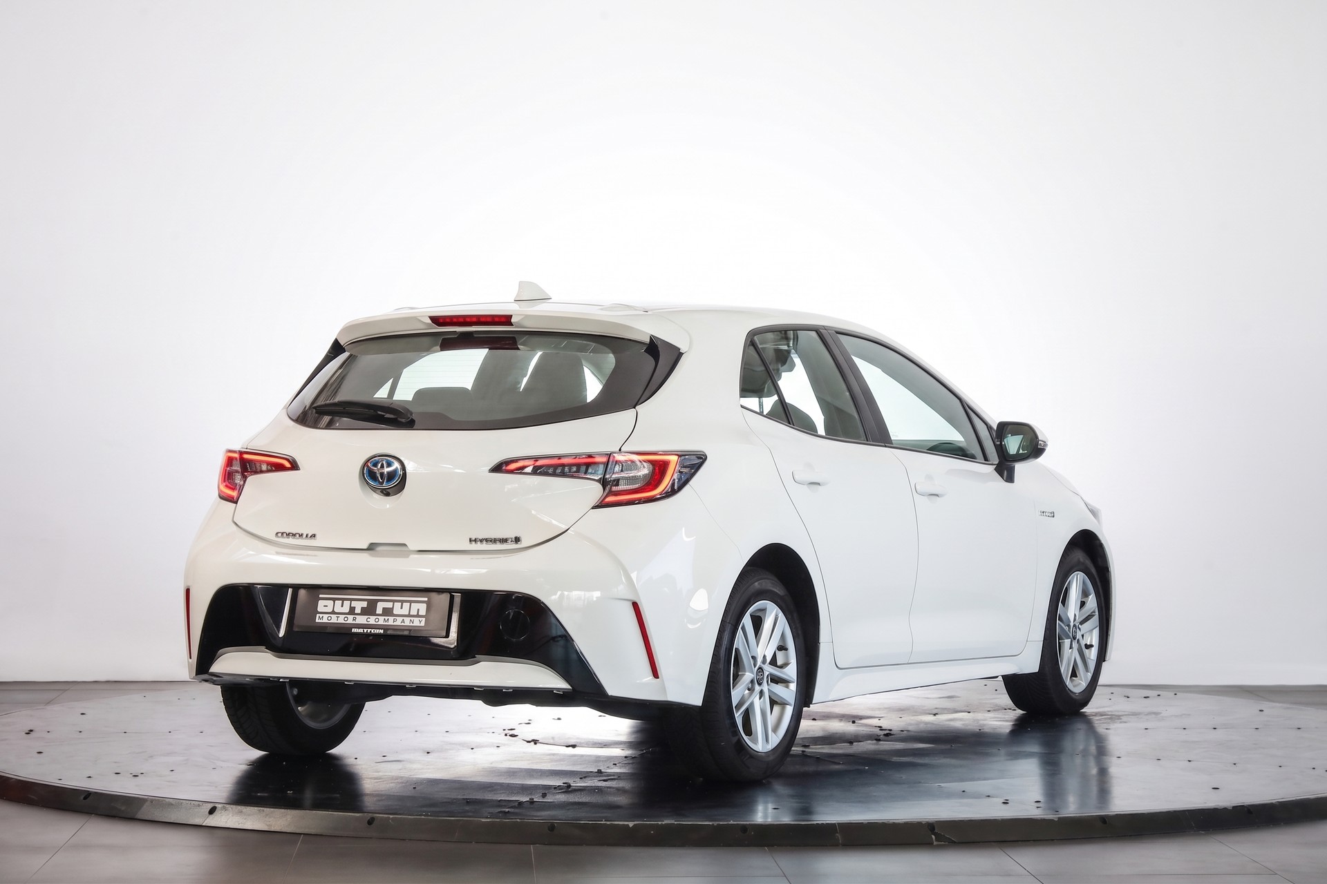 TOYOTA Corolla 1.8 HSD Trend e-CVT-image-4