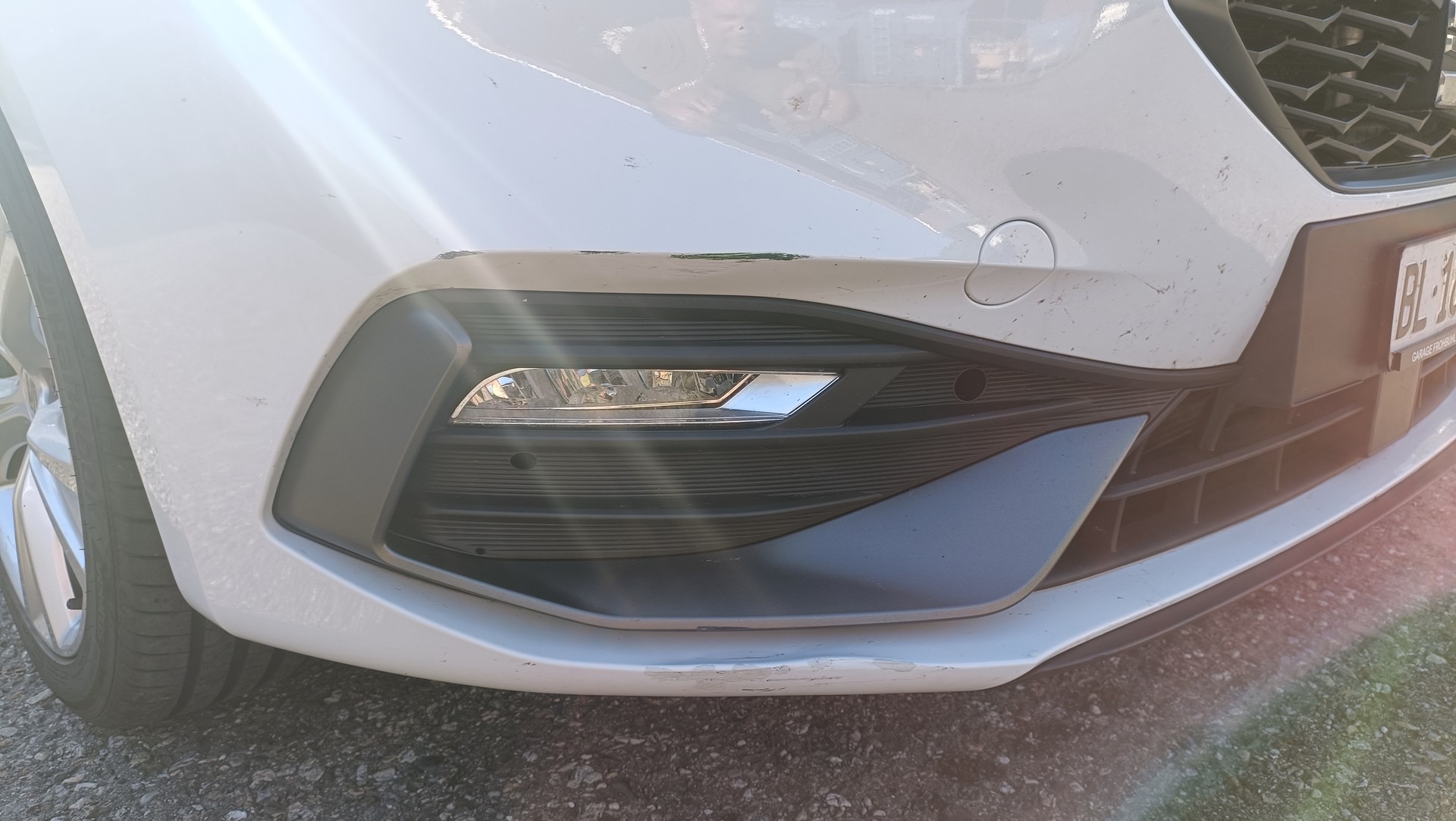 SEAT 1.4 eHybrid FR DSG-image-2