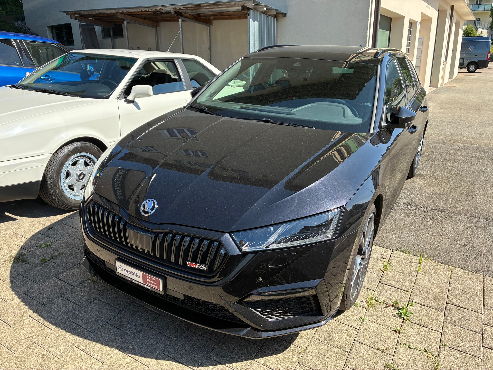 SKODA Octavia Combi 2.0 TSI DSG RS-image-0