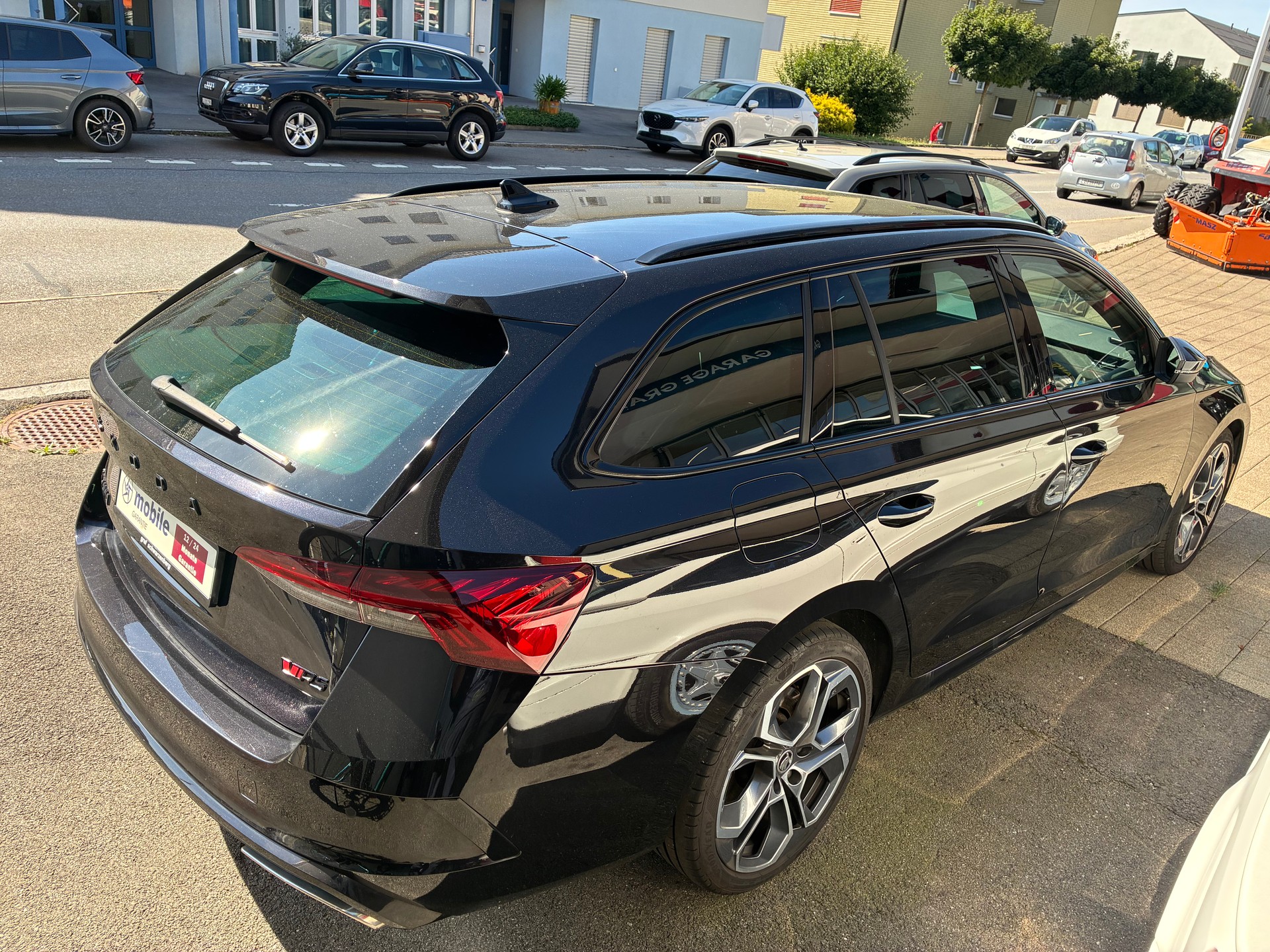 SKODA Octavia Combi 2.0 TSI DSG RS-image-4
