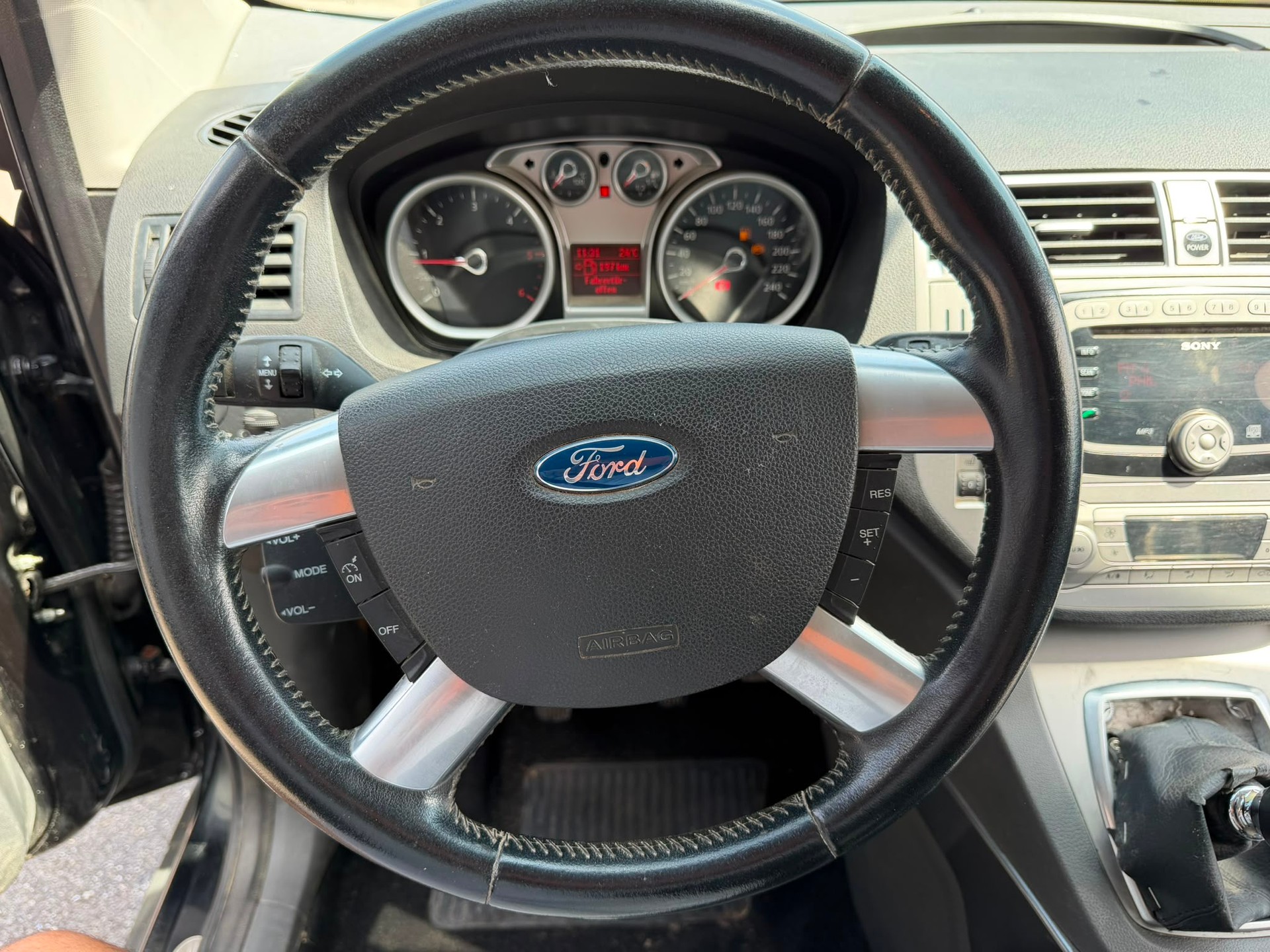 FORD Kuga 2.0 TDCi Titanium 4WD-image-10