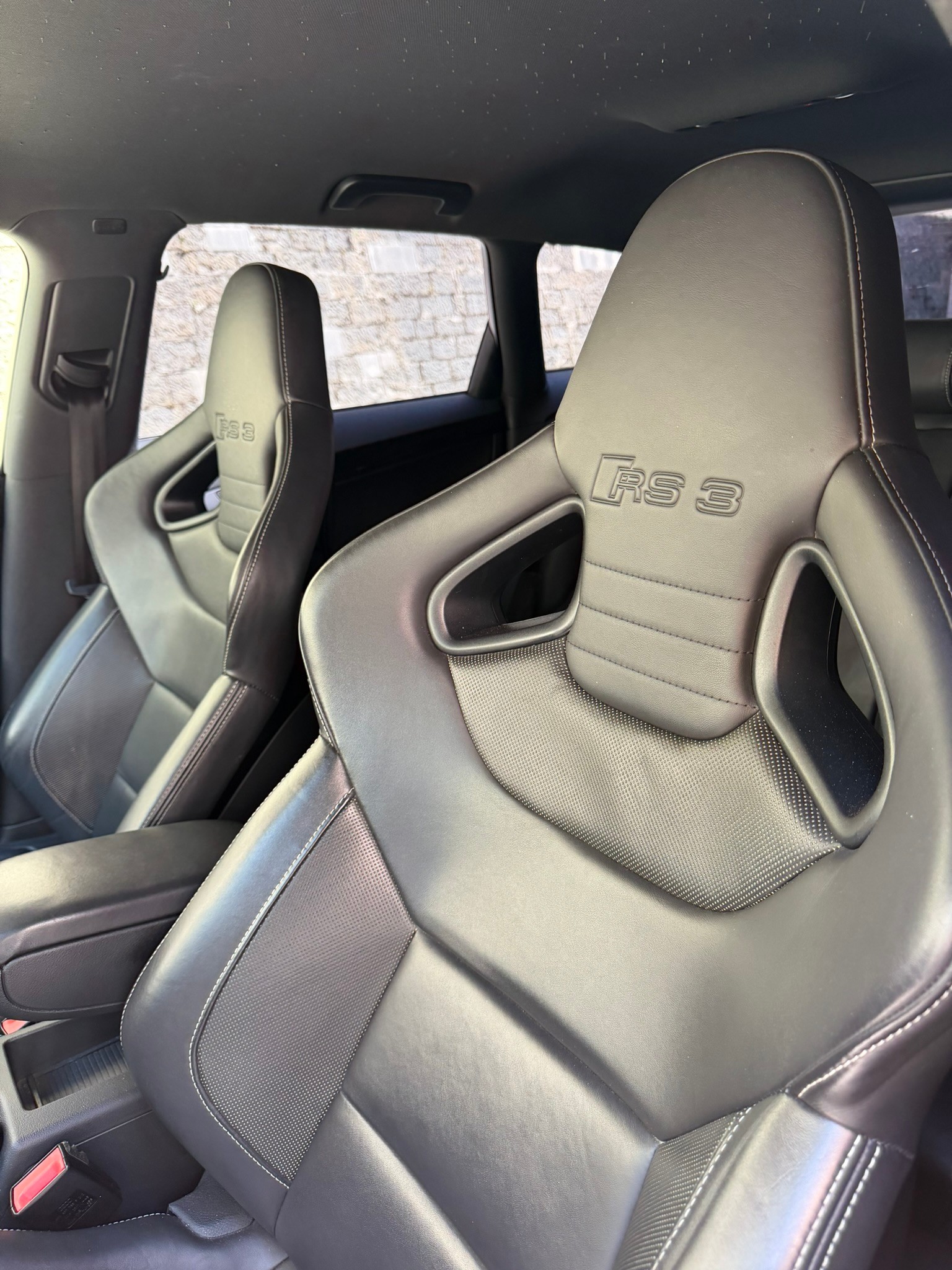 AUDI 2.5 T FSI quattro S-Tronic-image-4