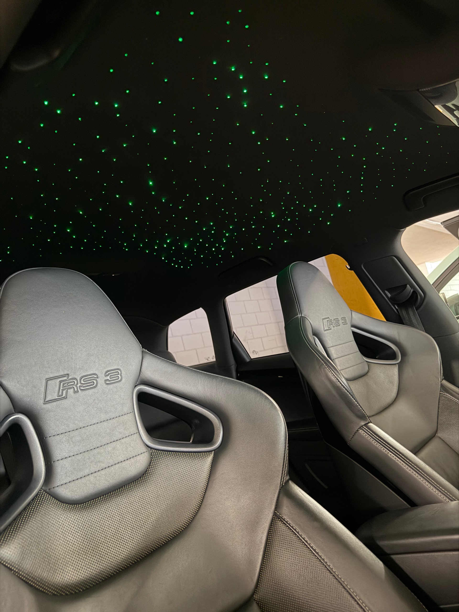 AUDI 2.5 T FSI quattro S-Tronic-image-9