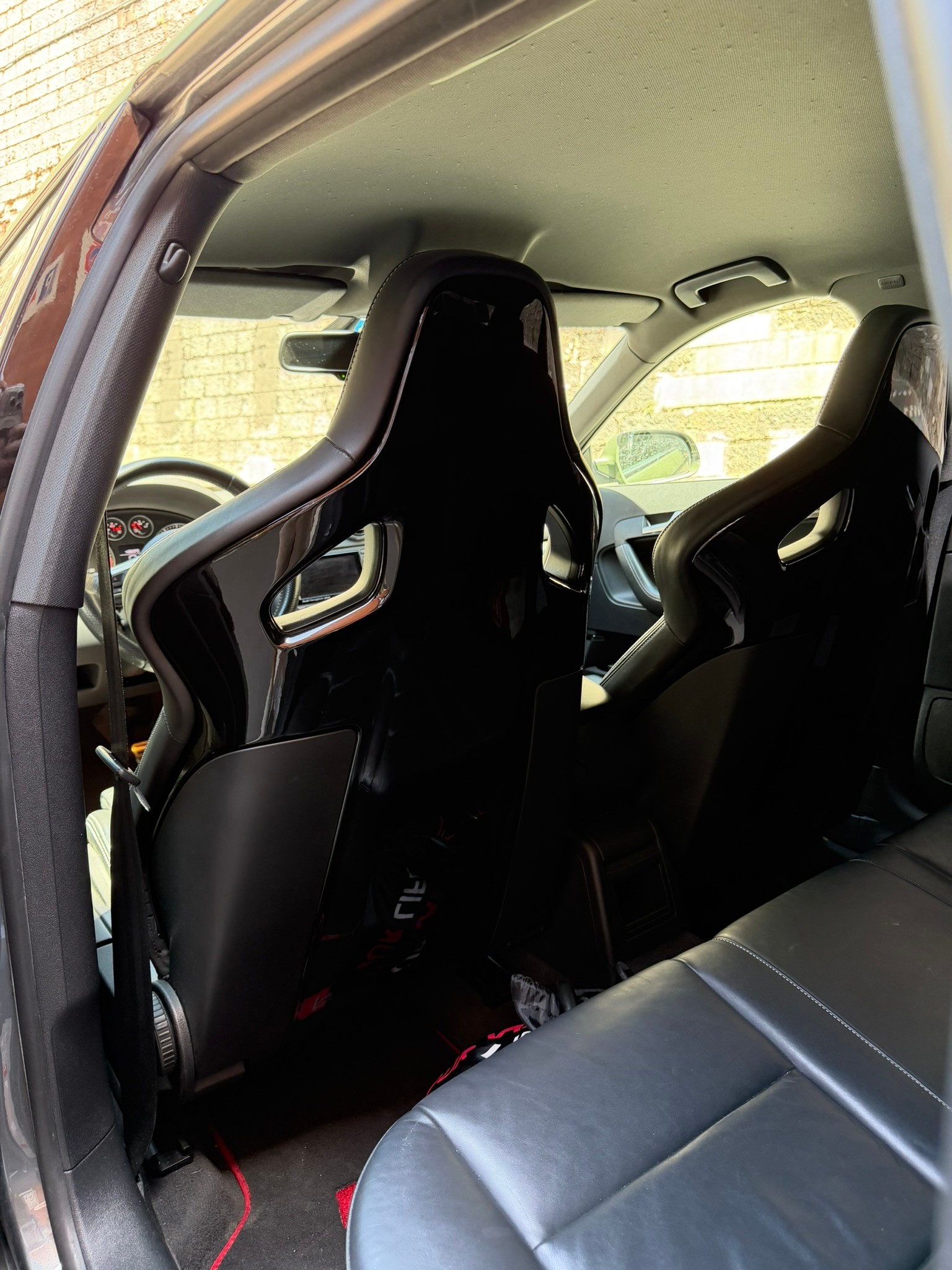 AUDI 2.5 T FSI quattro S-Tronic-image-3