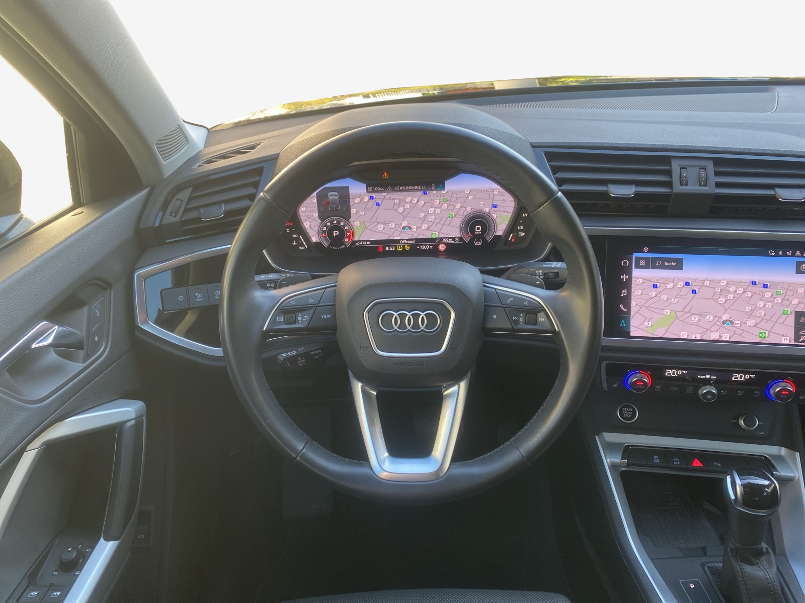 AUDI Q3 35 TFSI Attraction S-tronic-image-9