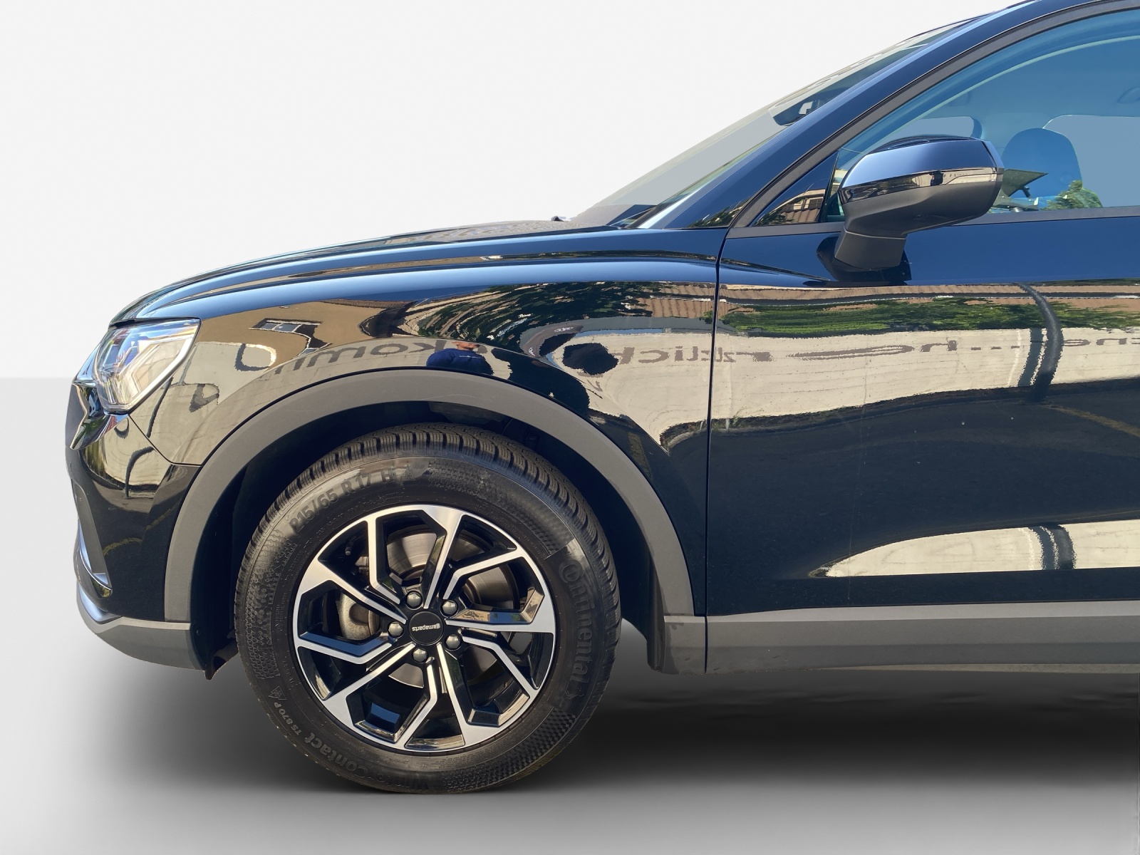 AUDI Q3 35 TFSI Attraction S-tronic-image-14