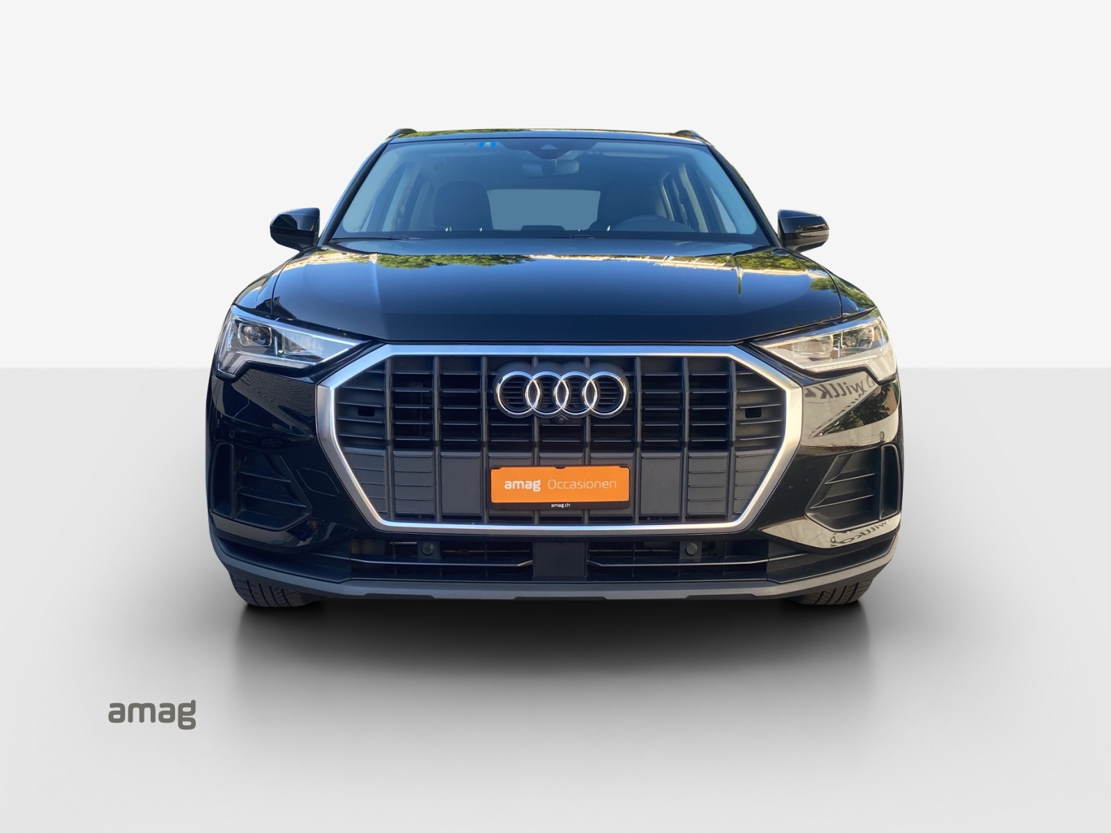 AUDI Q3 35 TFSI Attraction S-tronic-image-6
