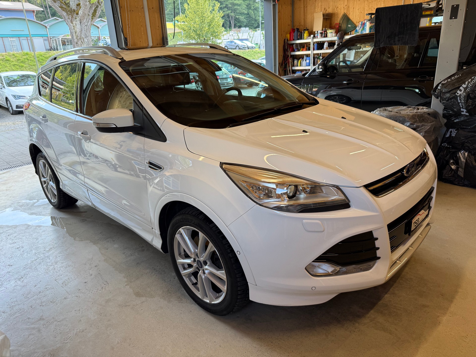 FORD Kuga 2.0 TDCi Titanium S 4WD PowerShift-image-2