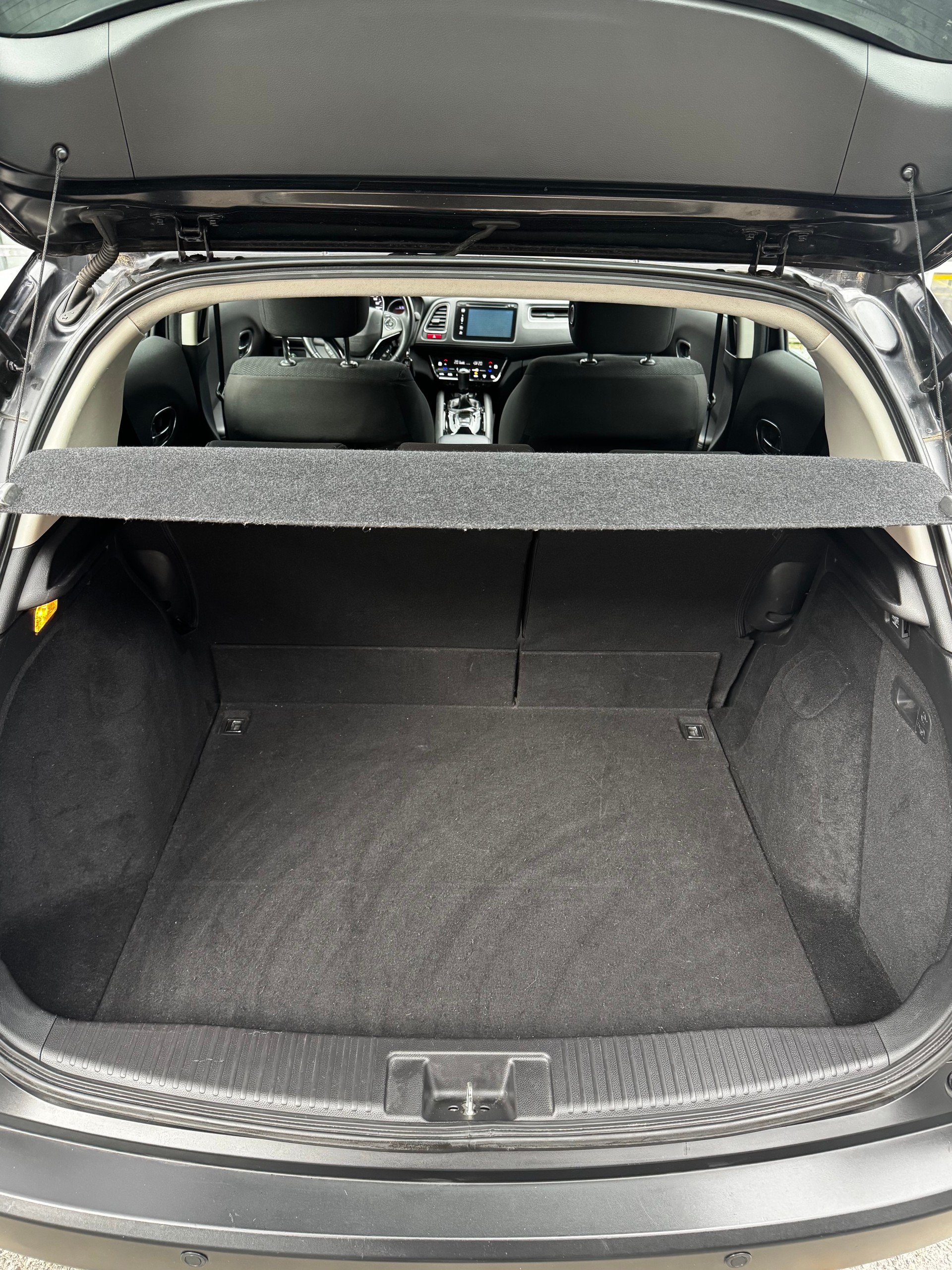 HONDA HR-V 1.6i-DTEC Elegance-image-6
