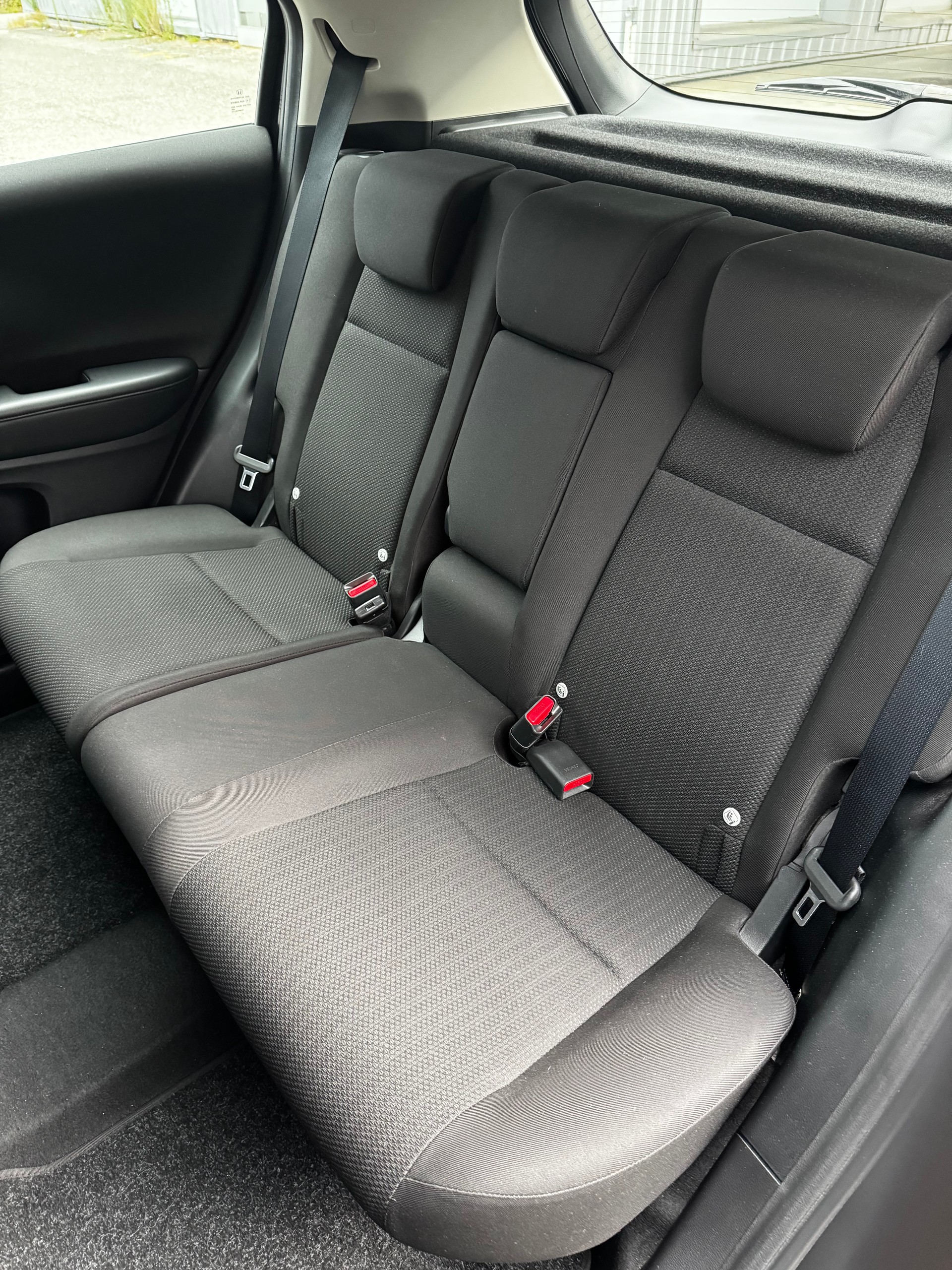 HONDA HR-V 1.6i-DTEC Elegance-image-7