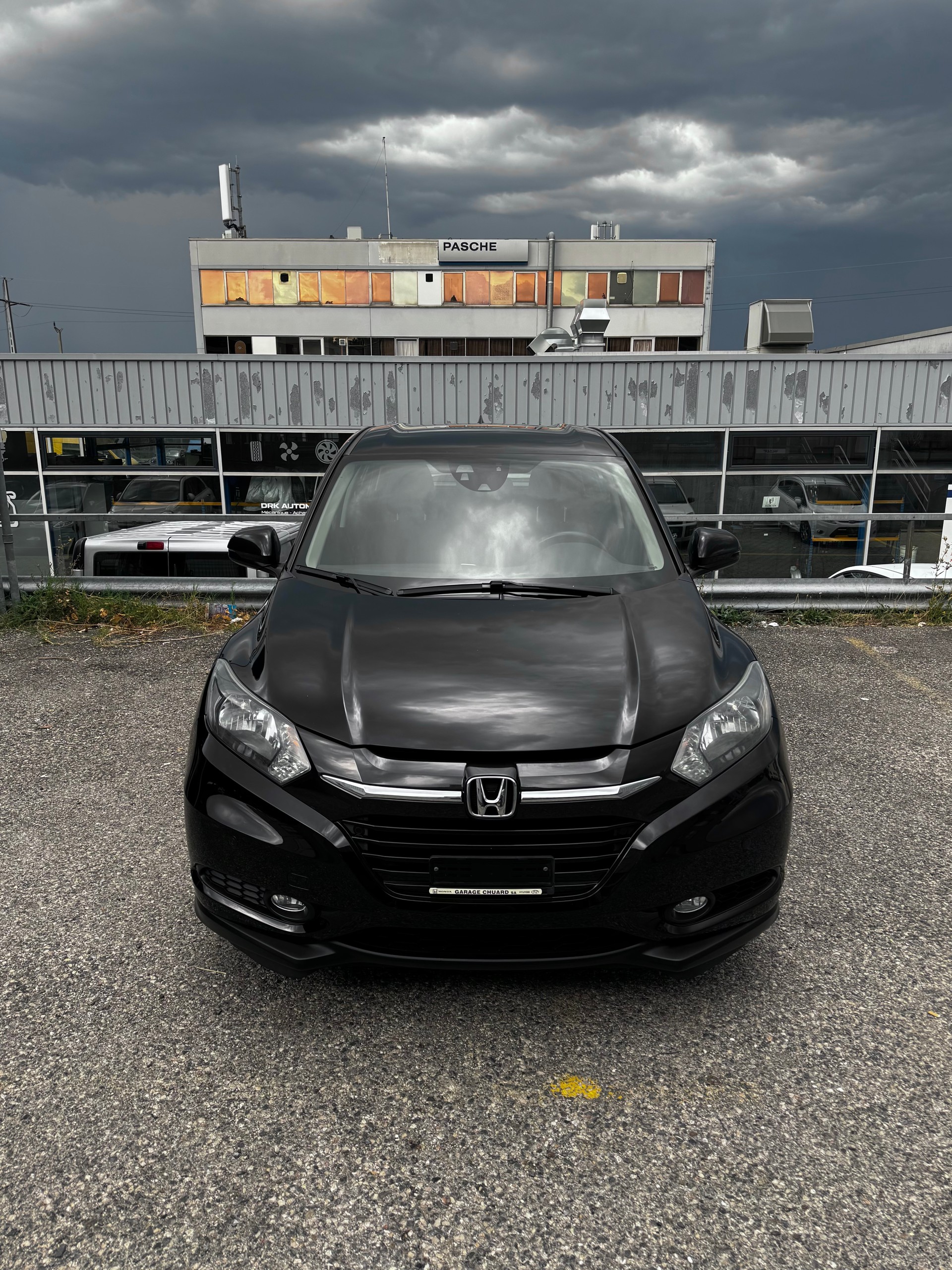HONDA HR-V 1.6i-DTEC Elegance-image-6