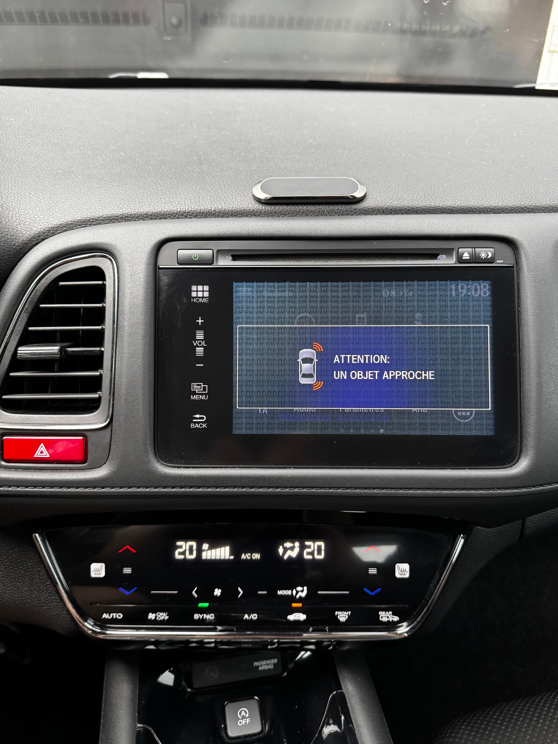 HONDA HR-V 1.6i-DTEC Elegance-image-14