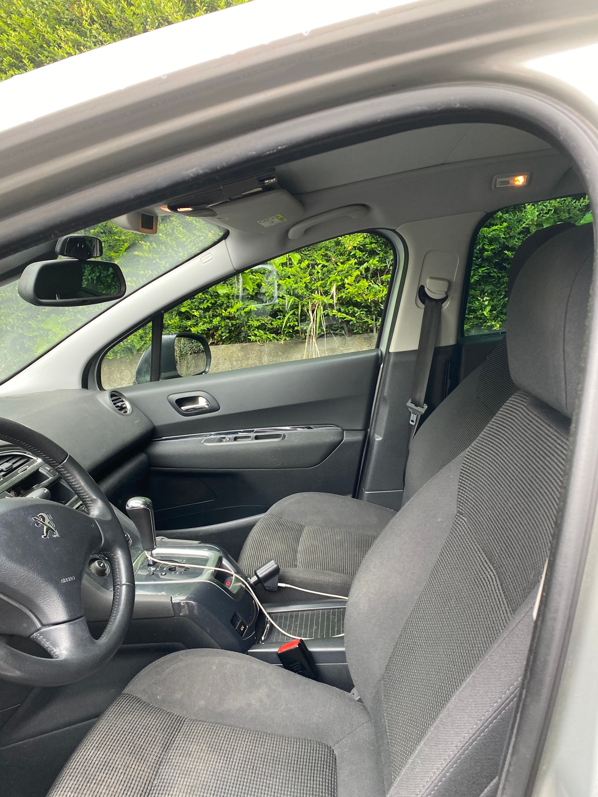 PEUGEOT 2.0 HDi 163 Allure-image-4