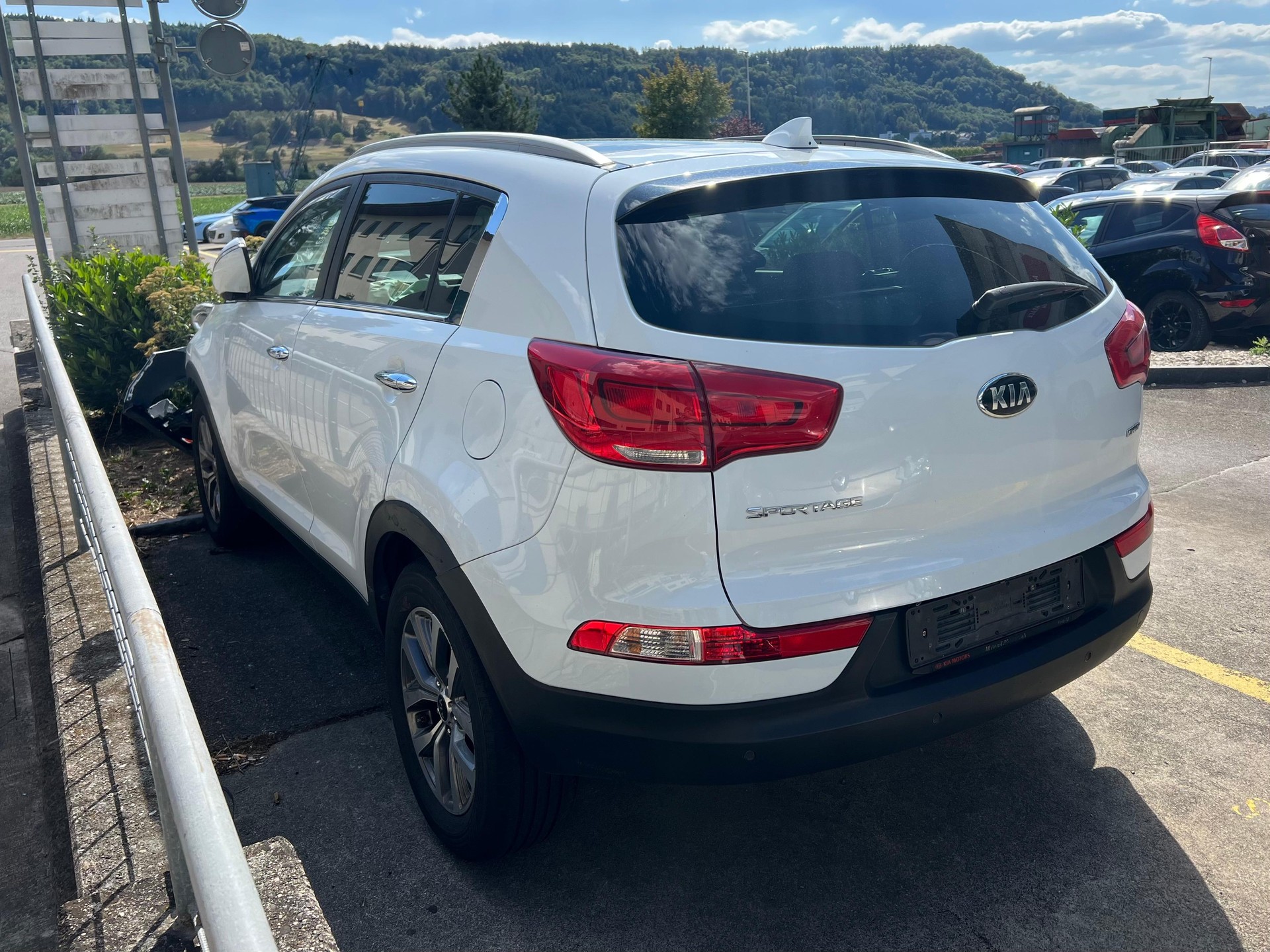 KIA Sportage 1.7 CRDi-image-1