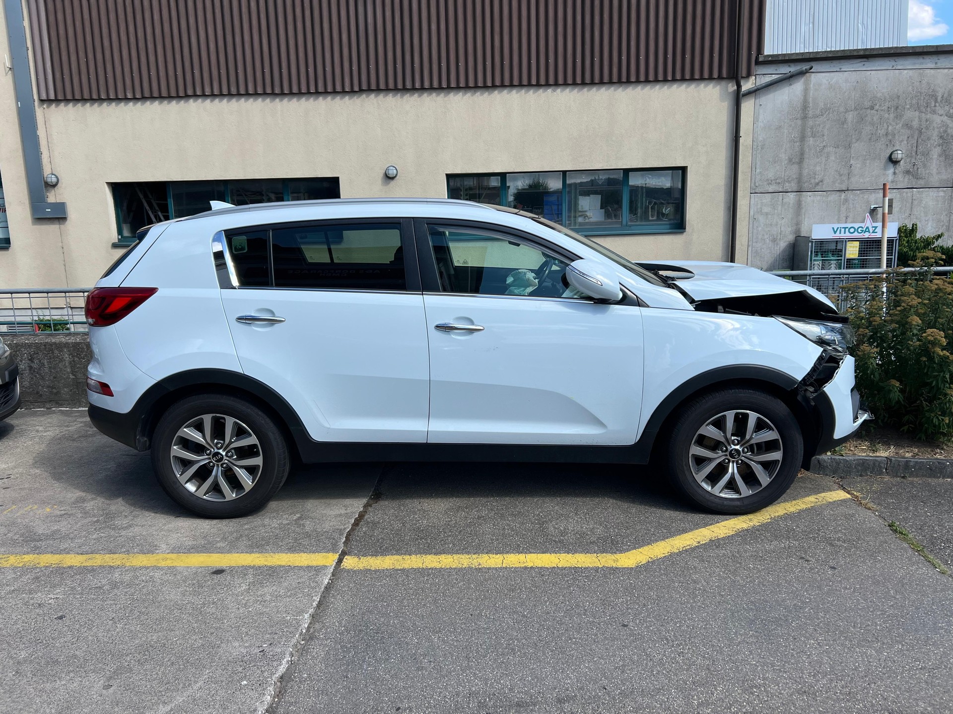 KIA Sportage 1.7 CRDi-image-4