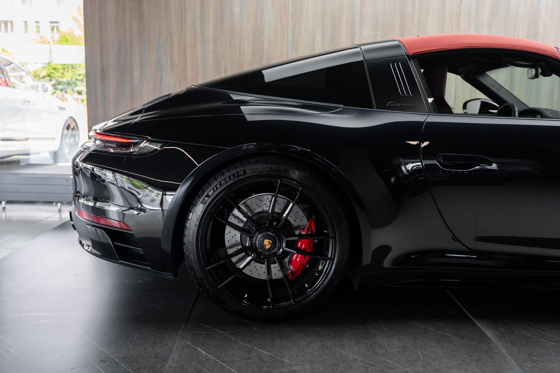 PORSCHE 911 Targa 4 GTS PDK-image-31