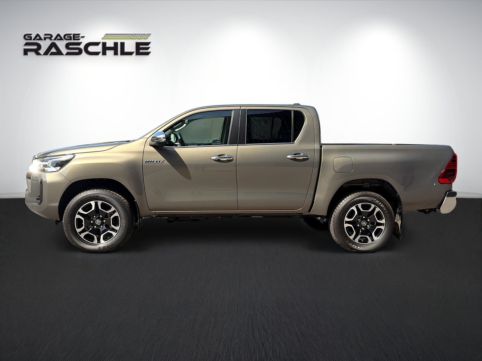 TOYOTA Hilux 2.8d MHEV Style Double Cab 4x4-image-3