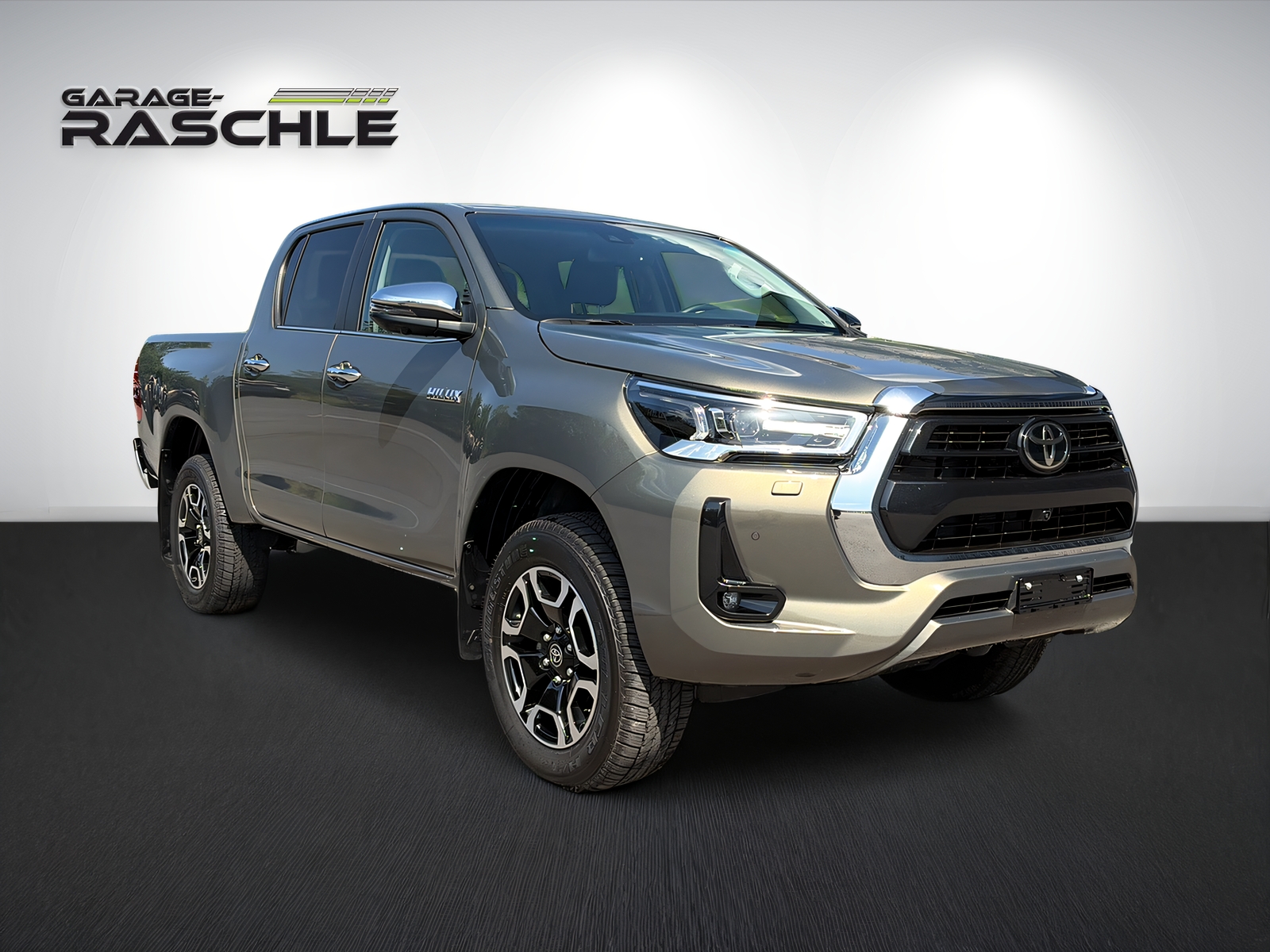 TOYOTA Hilux 2.8d MHEV Style Double Cab 4x4-image-0