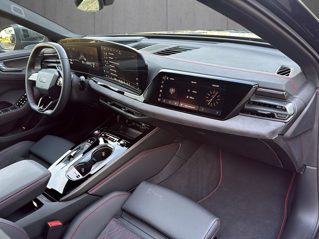AUDI A6 Avant TFSI quattro 270 kW S tronic*Luftfederung, Panodach, Head-up, Allradlenkung, Np;131'740.-Fr. (5-Jahre Garantie)-image-8