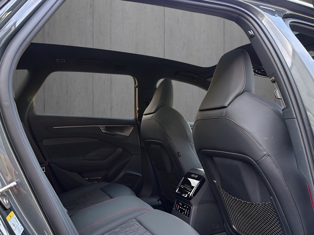 AUDI A6 Avant TFSI quattro 270 kW S tronic*Luftfederung, Panodach, Head-up, Allradlenkung, Np;131'740.-Fr. (5-Jahre Garantie)-image-13